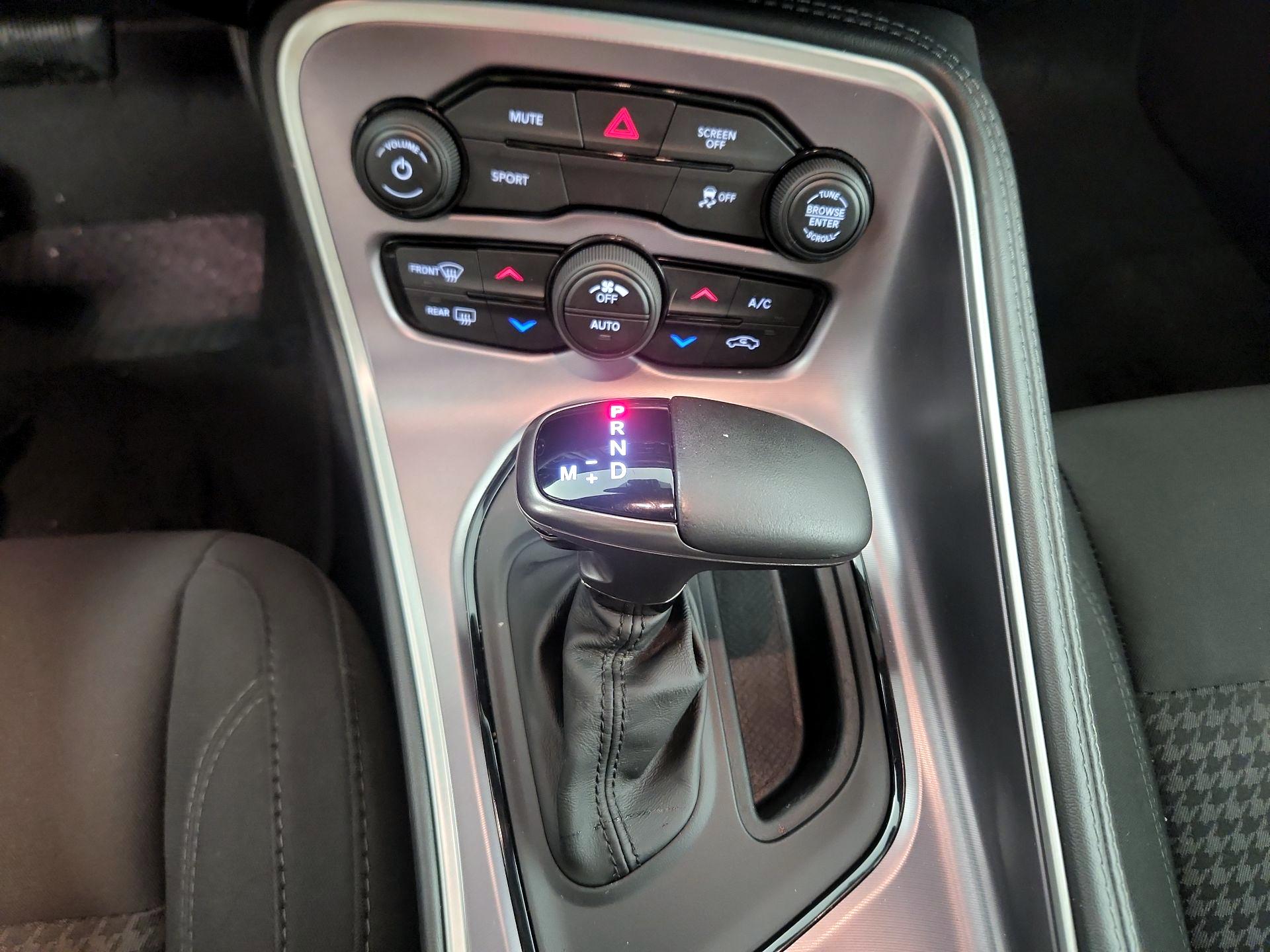 Thumbnail: 2019 Dodge Challenger - 15