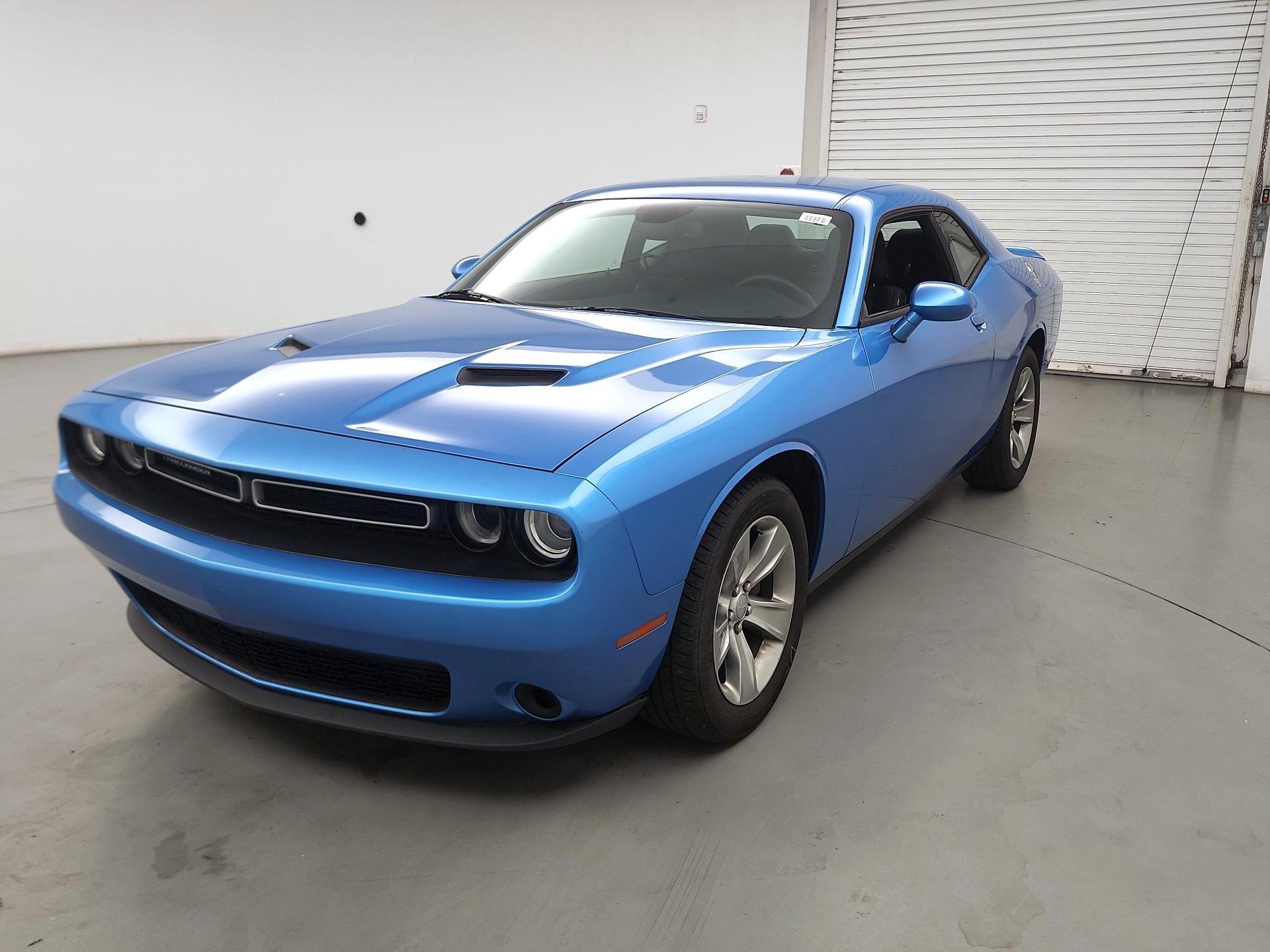 Thumbnail: 2019 Dodge Challenger - 3