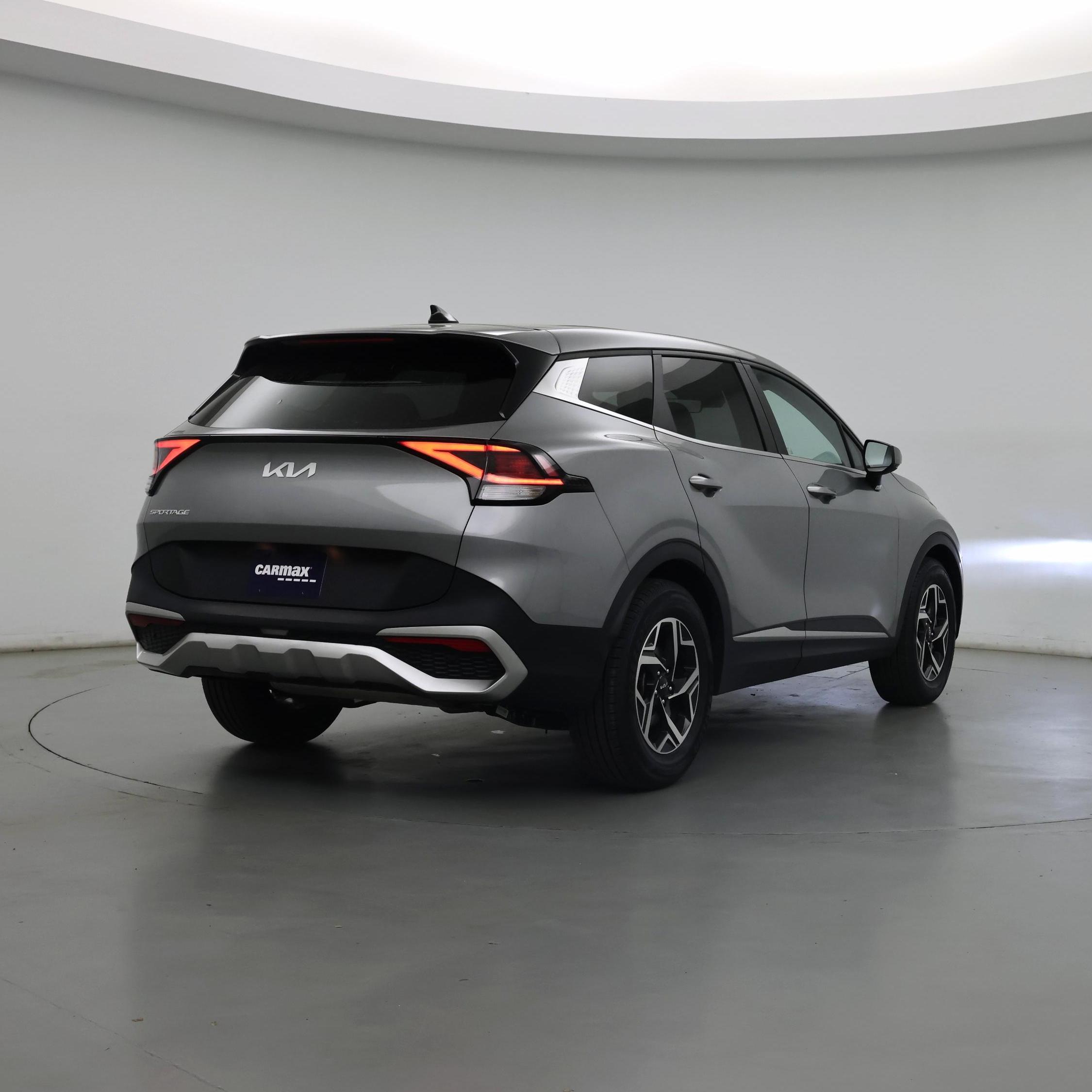 Thumbnail: 2023 Kia Sportage - 8