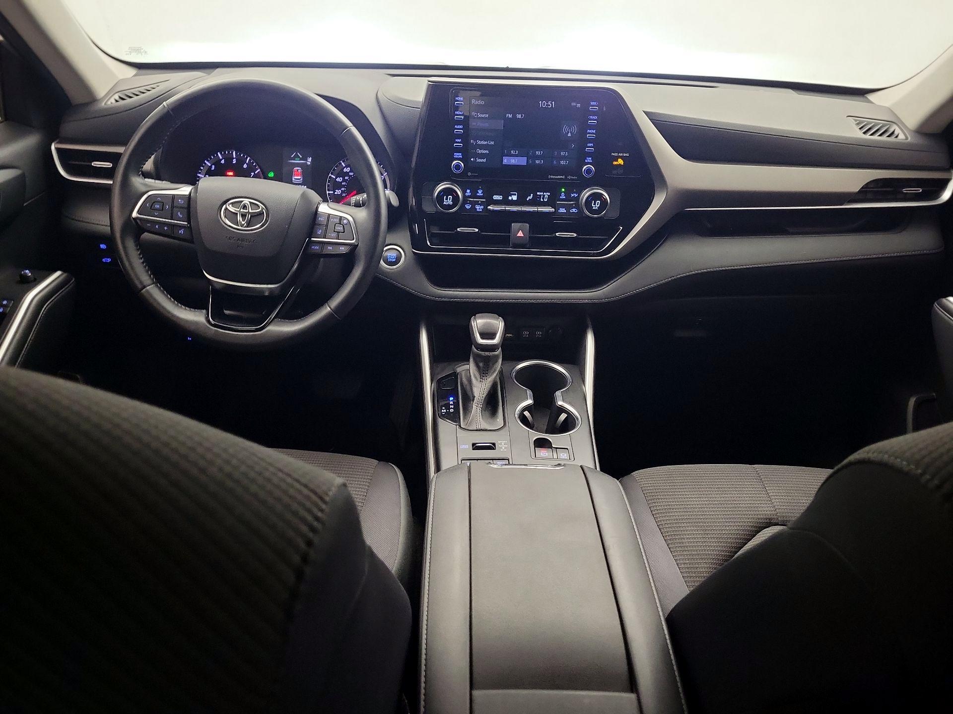 Thumbnail: 2021 Toyota Highlander - 9