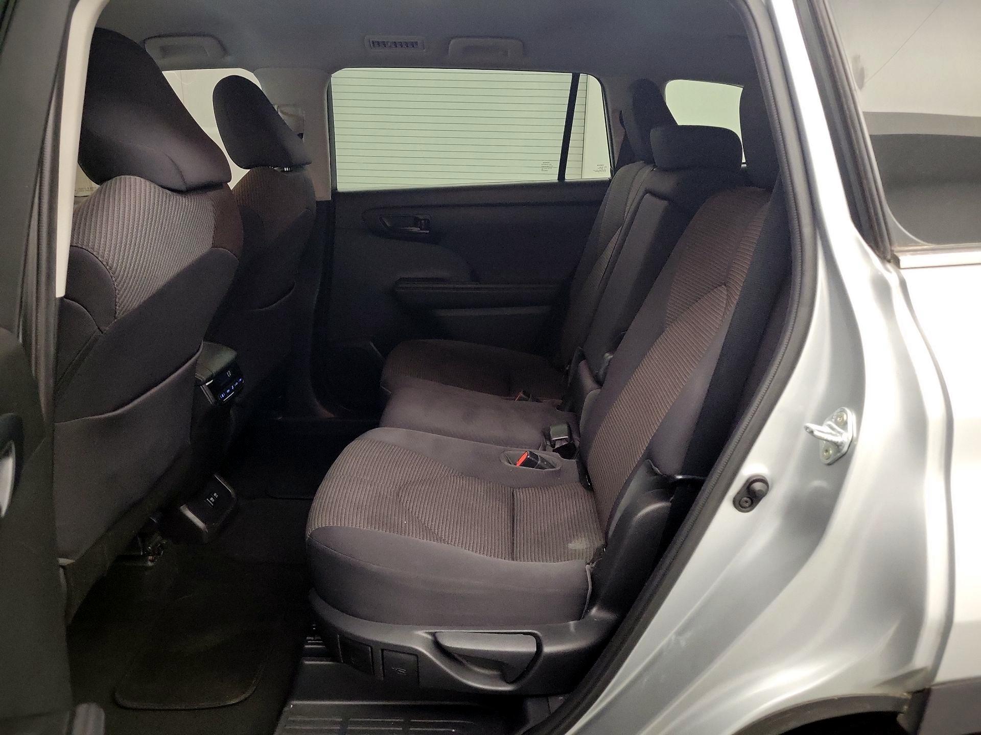 Thumbnail: 2021 Toyota Highlander - 19
