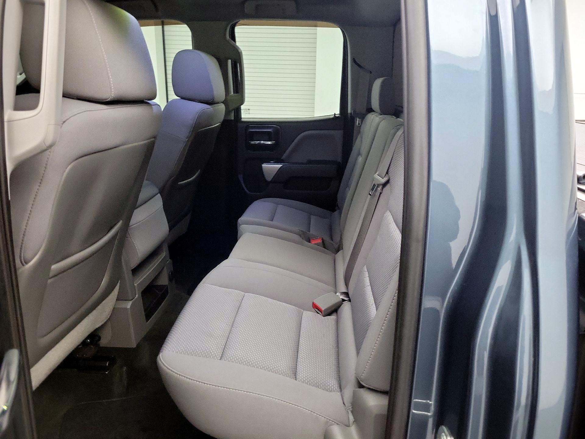 Thumbnail: 2014 Chevrolet Silverado 1500 - 17