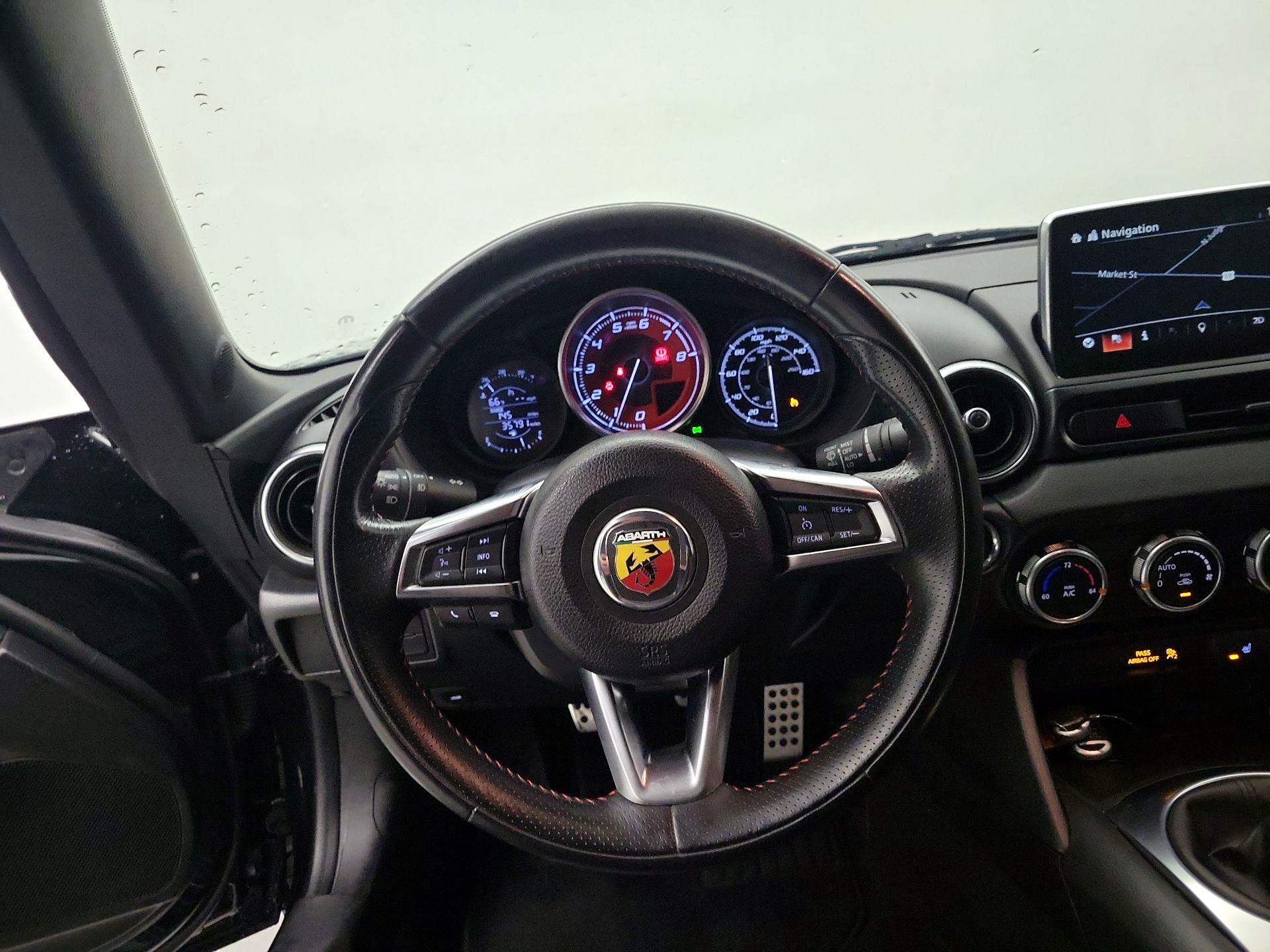 Thumbnail: 2020 Fiat 124 Spider - 10