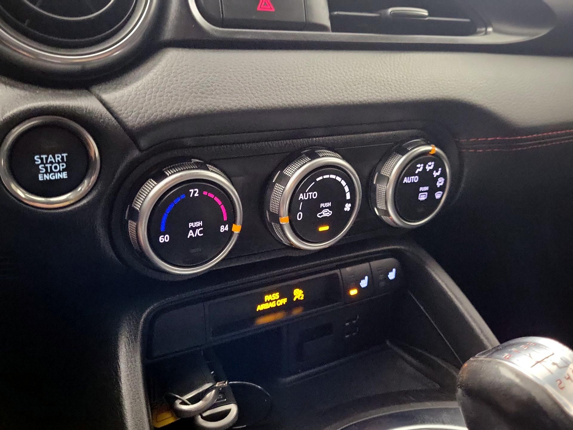 Thumbnail: 2020 Fiat 124 Spider - 17