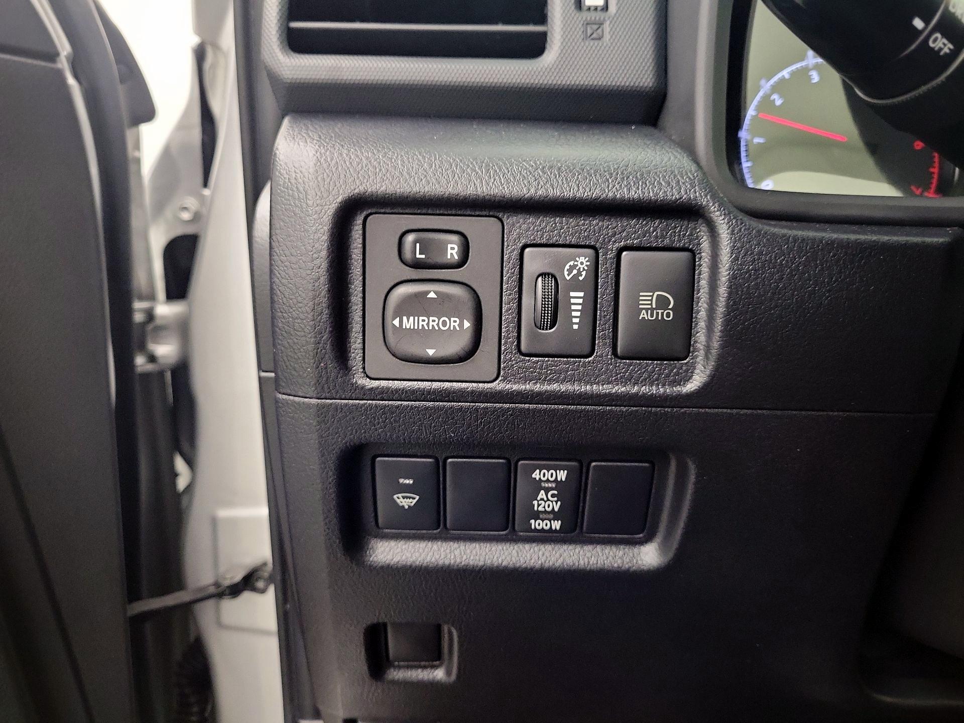 Thumbnail: 2020 Toyota 4Runner - 11