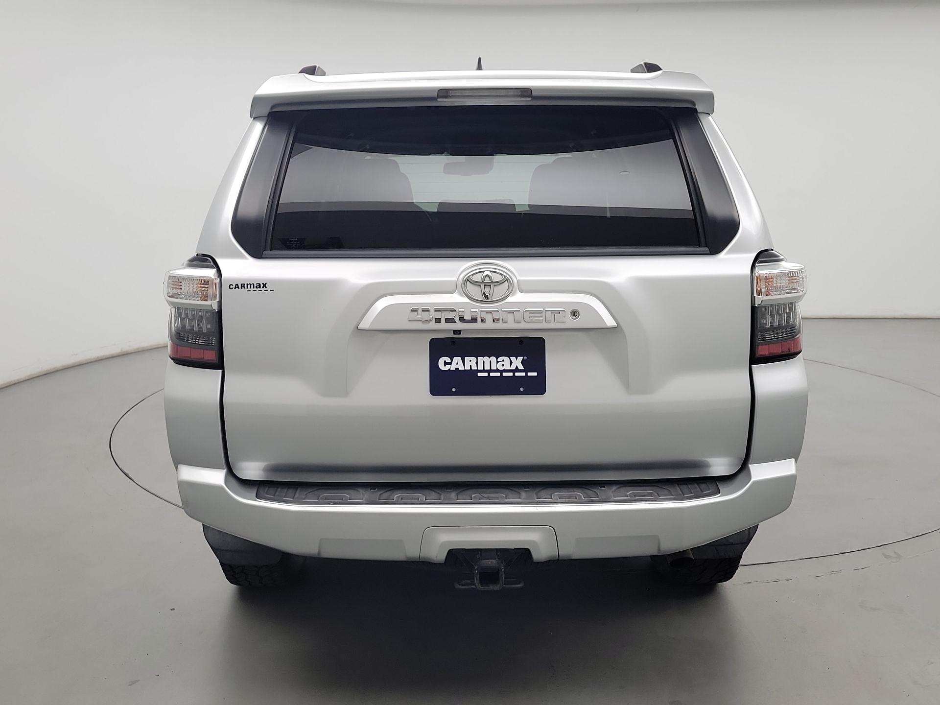 Thumbnail: 2020 Toyota 4Runner - 6