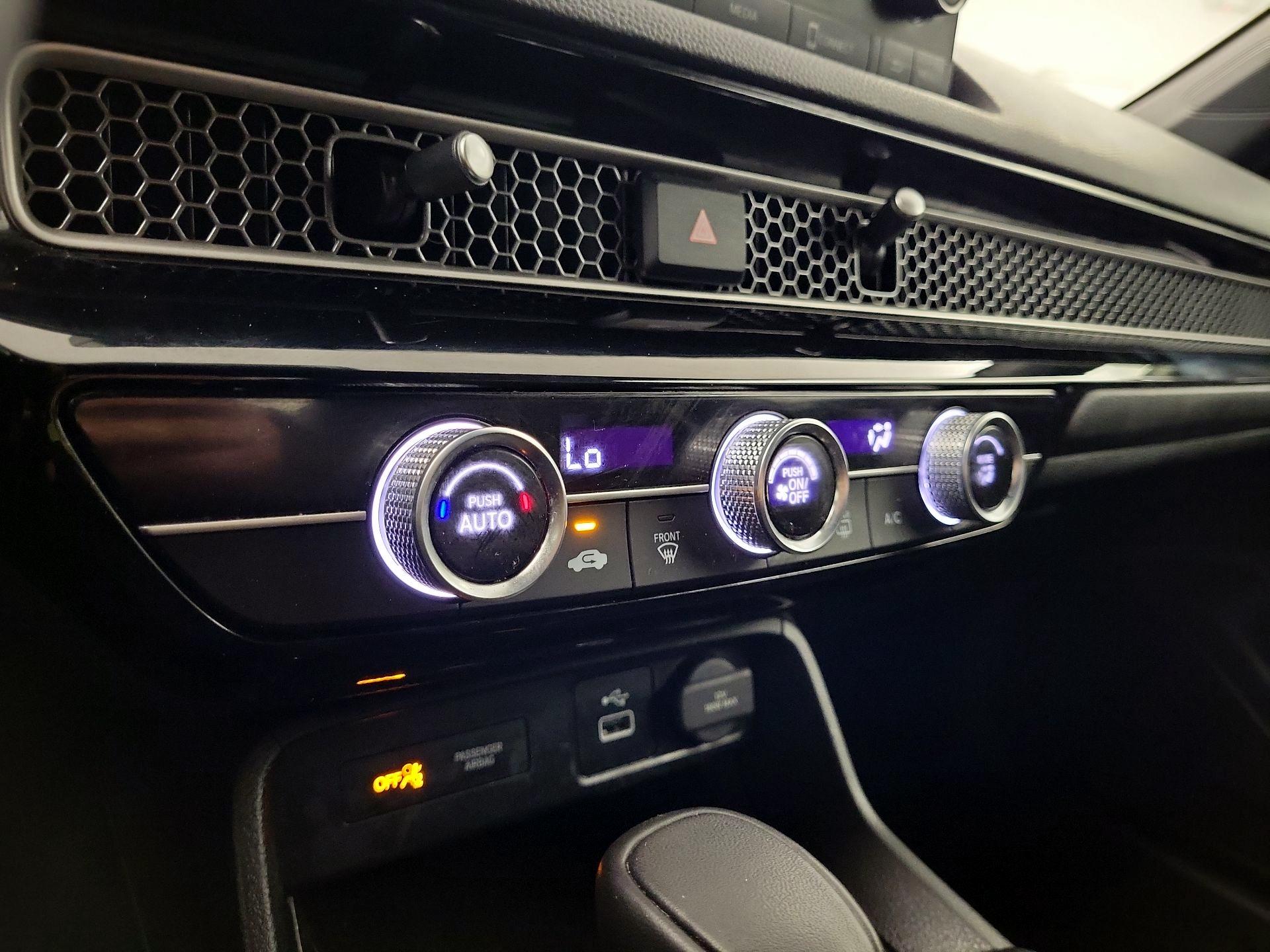 Thumbnail: 2024 Honda Civic - 14