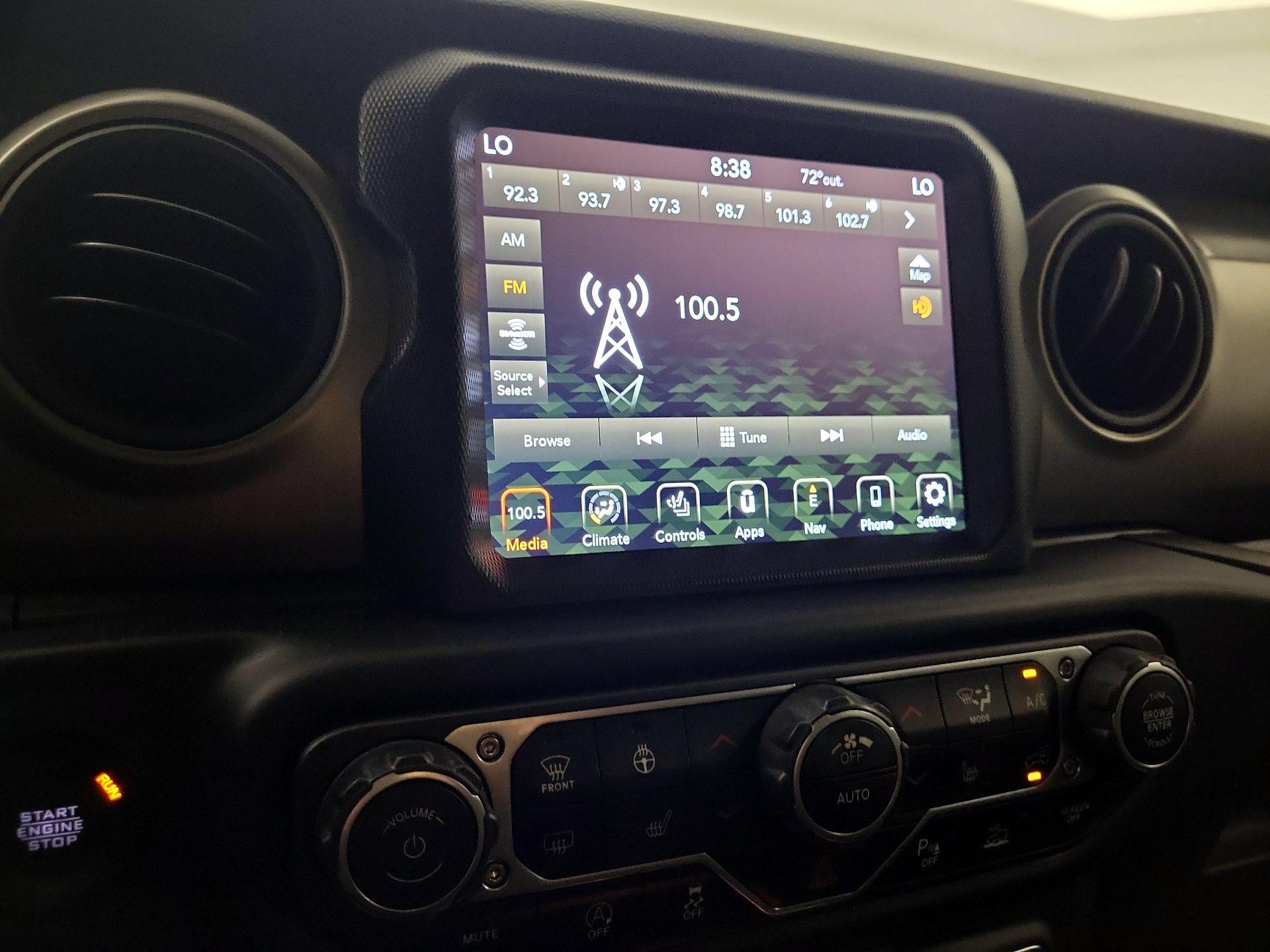 Thumbnail: 2021 Jeep Wrangler - 14