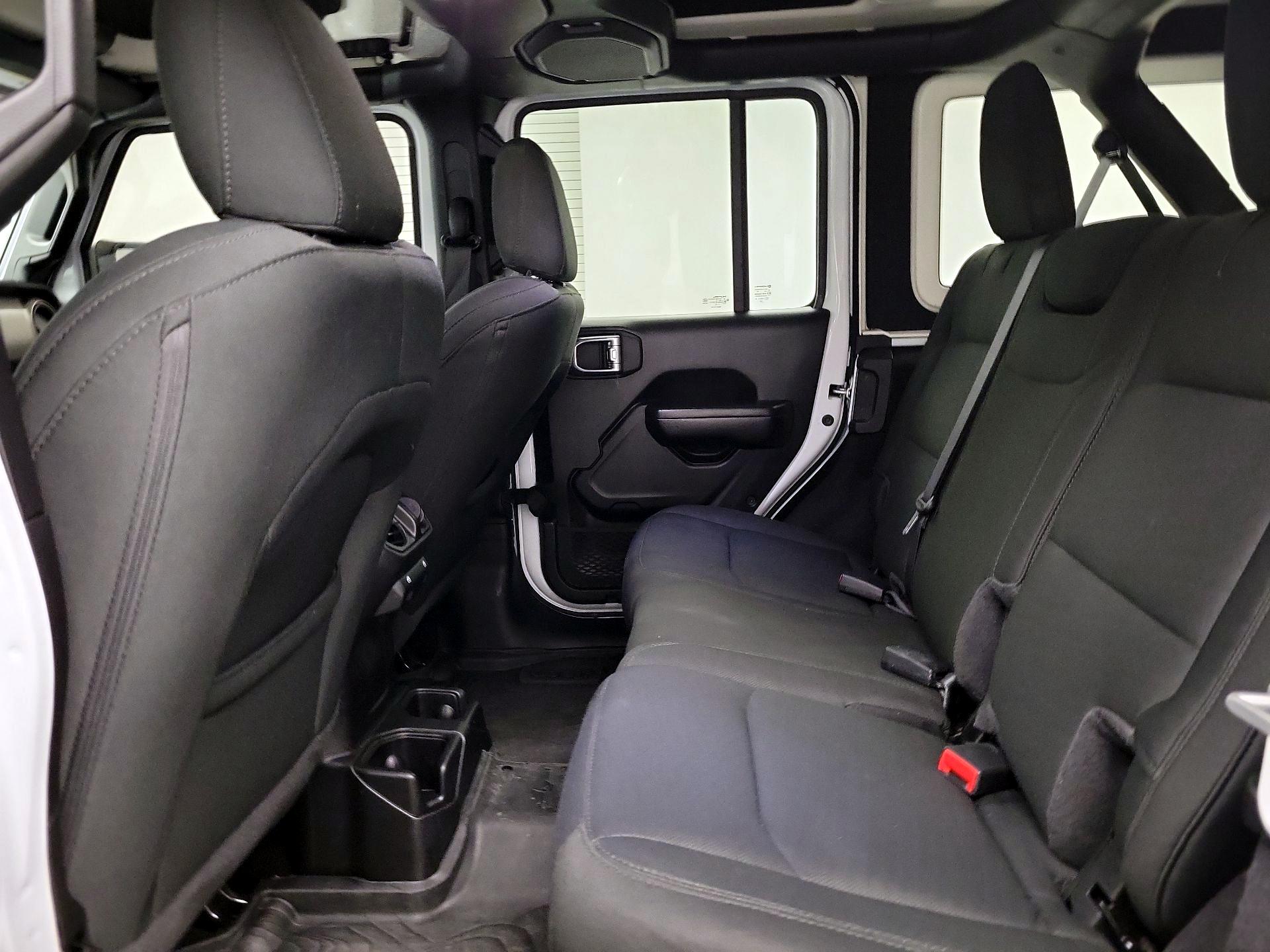 Thumbnail: 2021 Jeep Wrangler - 18