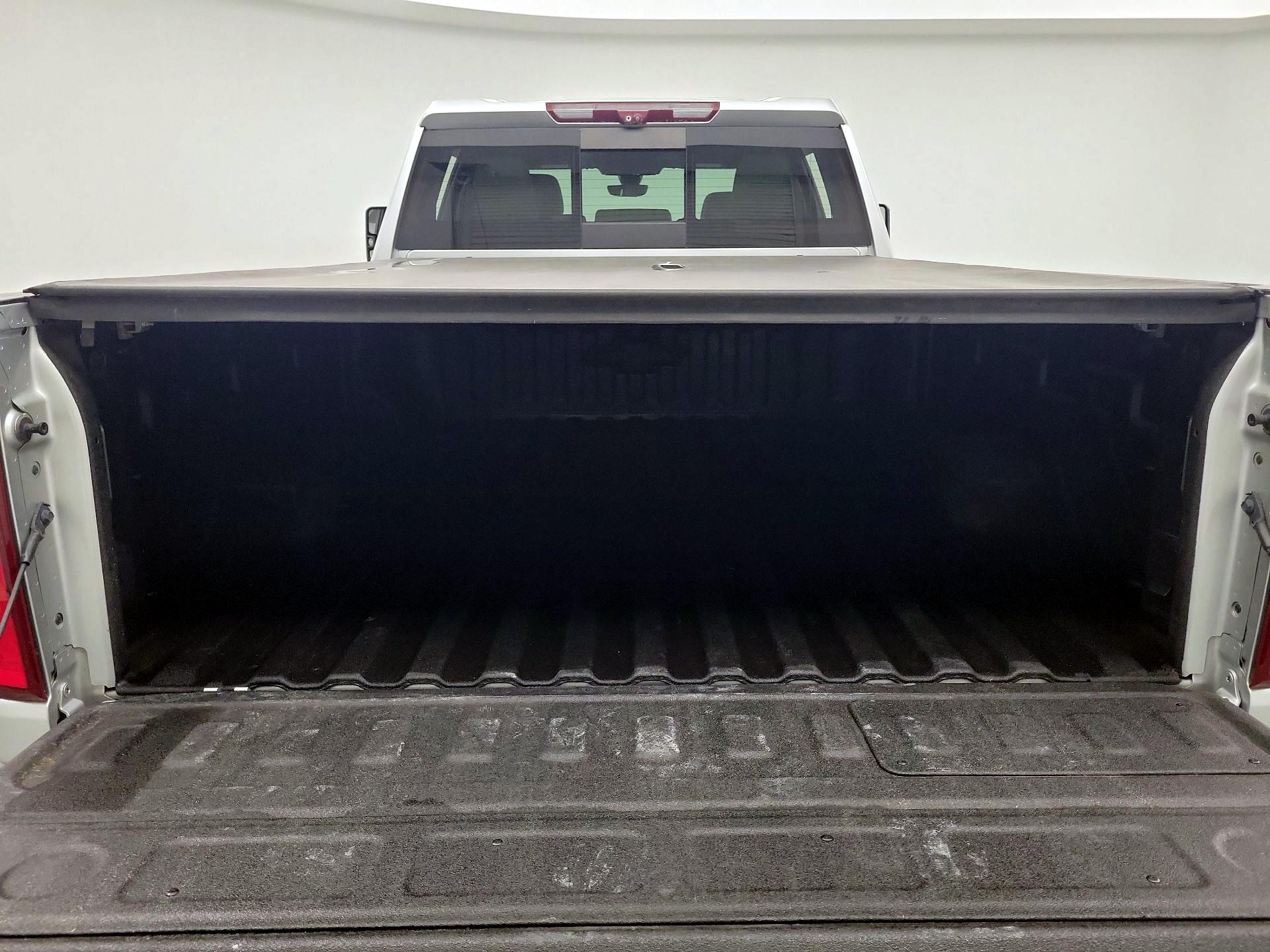 Thumbnail: 2021 Chevrolet Silverado 2500 - 19