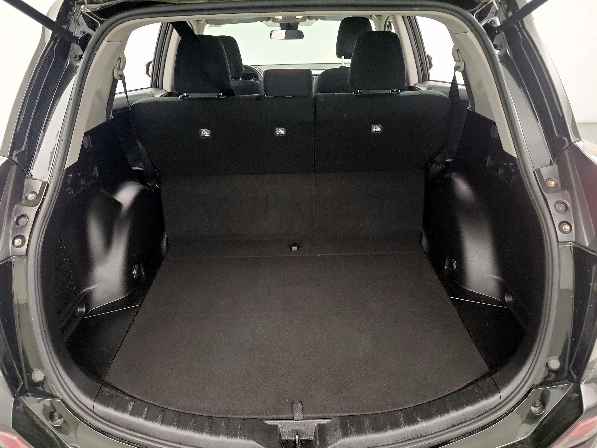 Thumbnail: 2017 Toyota RAV4 - 20