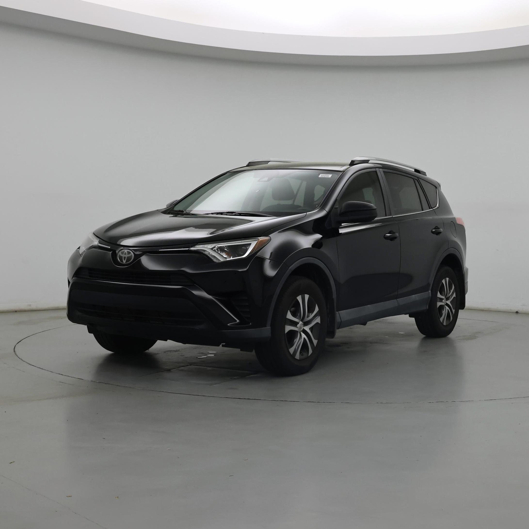 Thumbnail: 2017 Toyota RAV4 - 4