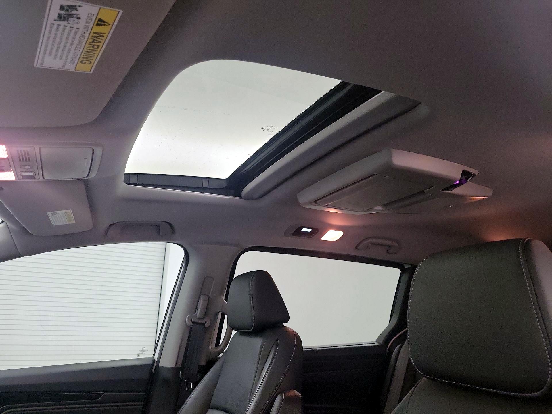 Thumbnail: 2023 Honda Odyssey - 20