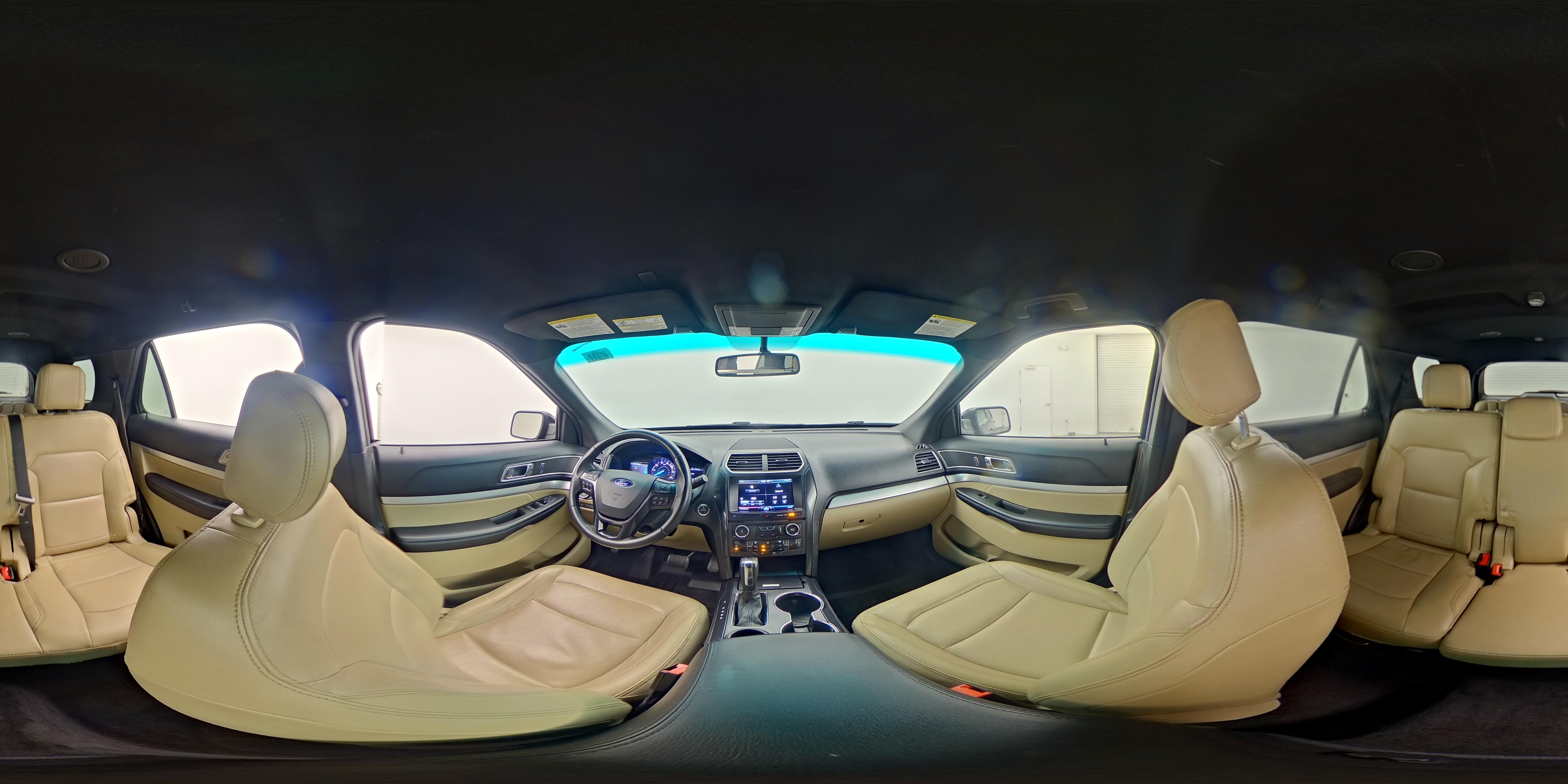 2016 Ford Explorer XLT - Photo 25