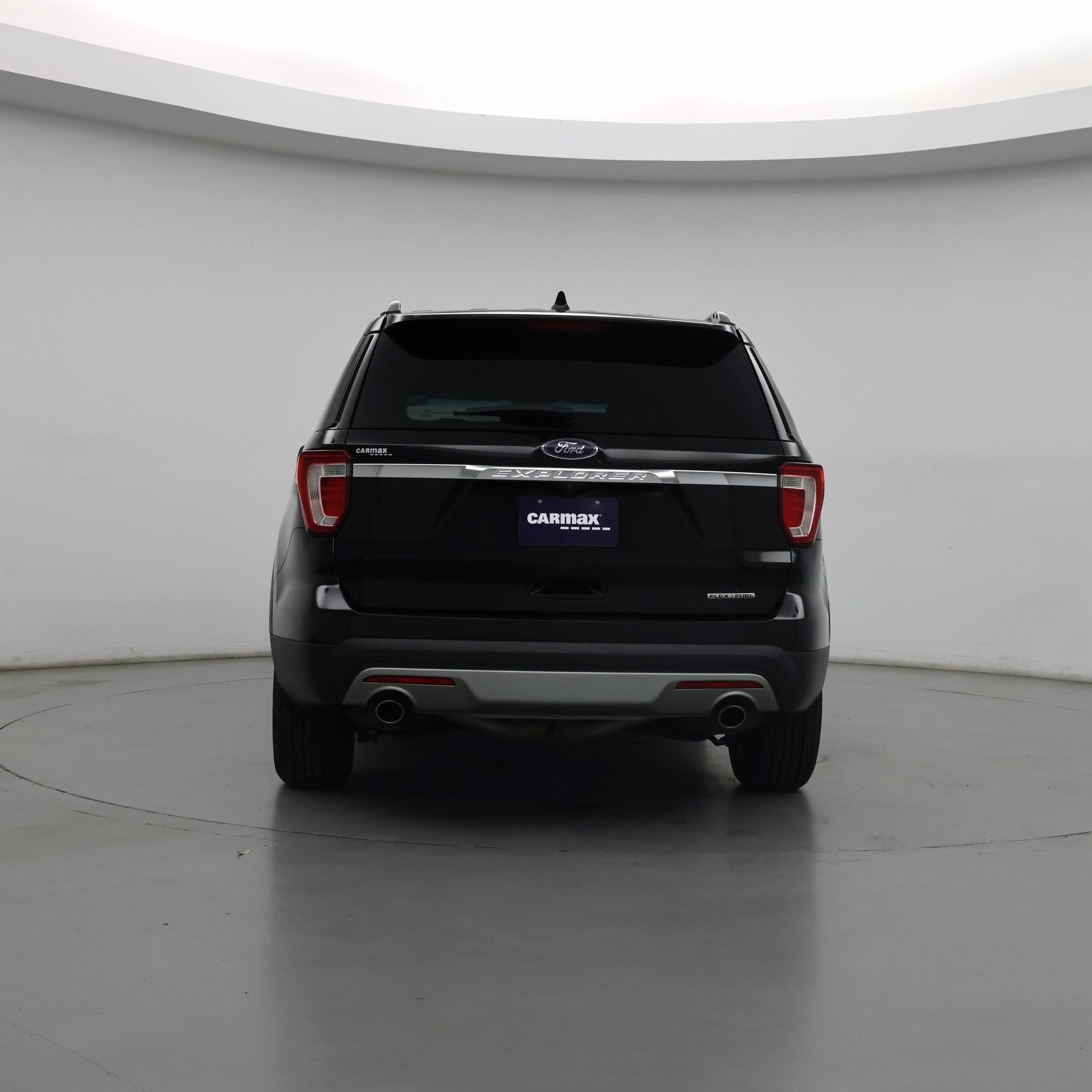 Thumbnail: 2016 Ford Explorer - 6