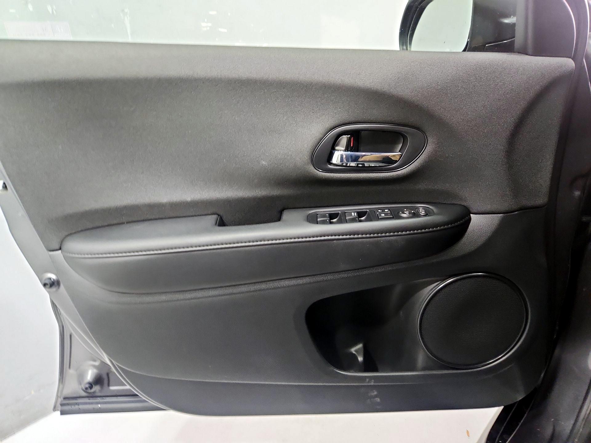 Thumbnail: 2021 Honda HR-V - 12