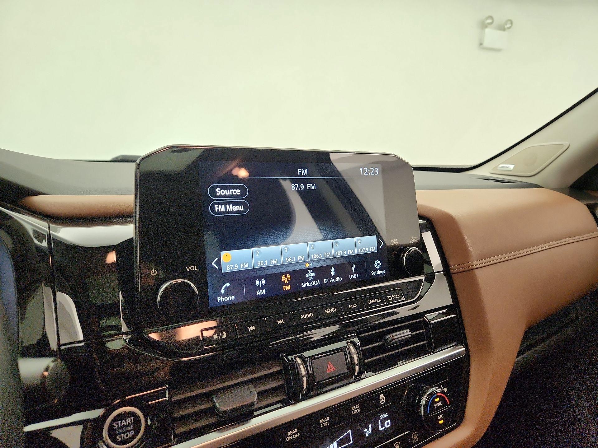 Thumbnail: 2023 Nissan Pathfinder - 16