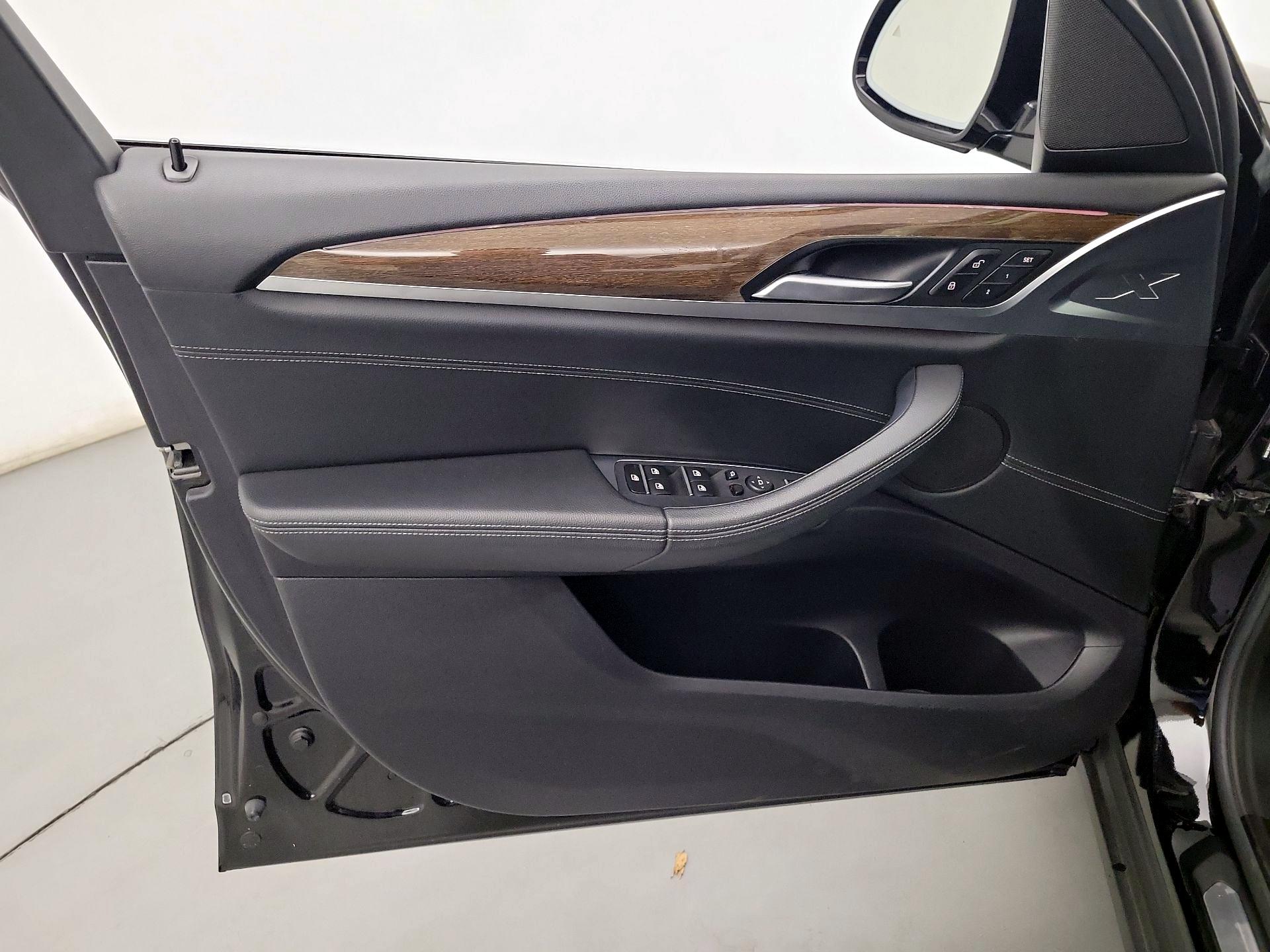 Thumbnail: 2019 BMW X3 - 12