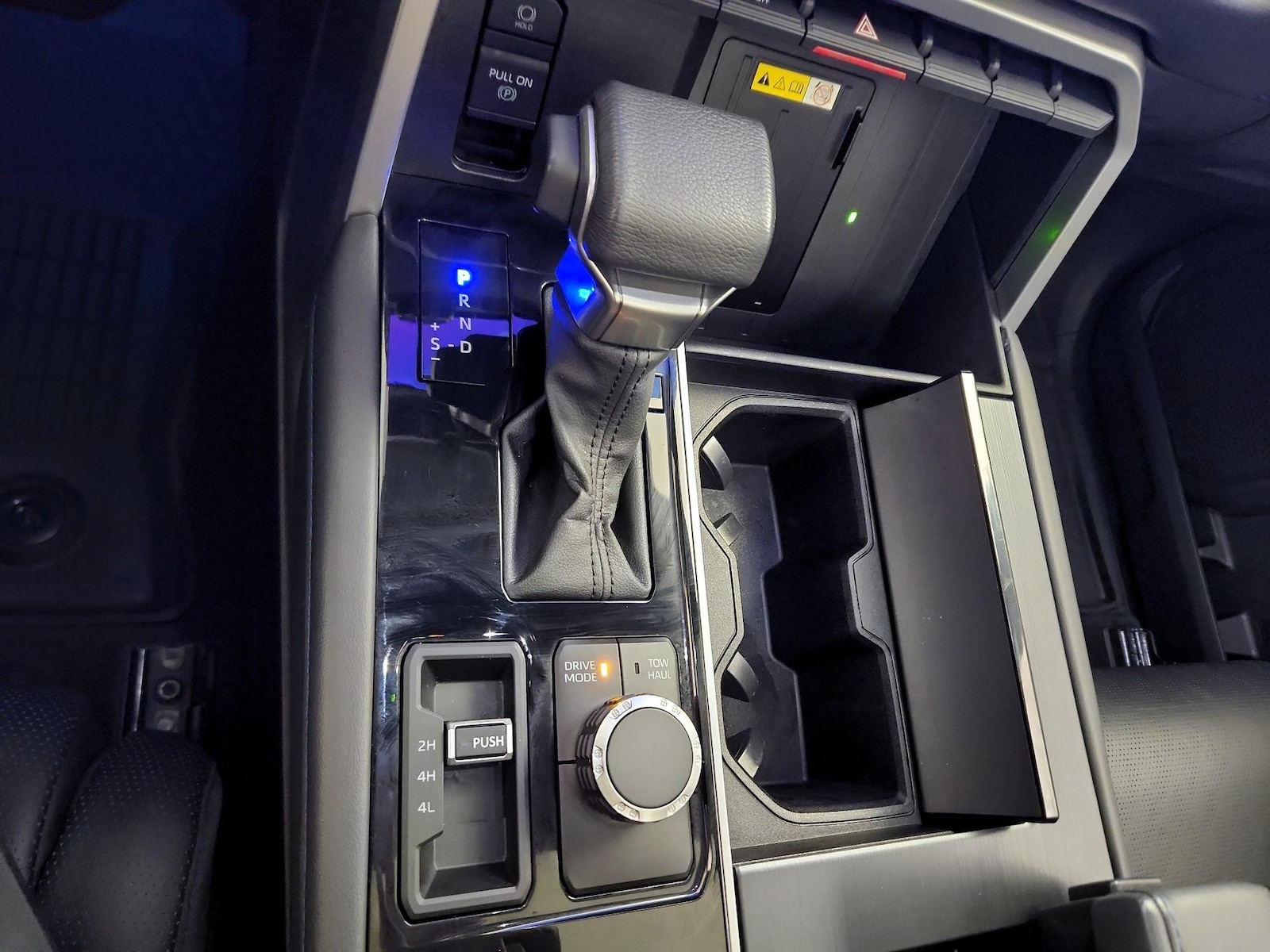 2022 Toyota Tundra Platinum - Photo 18