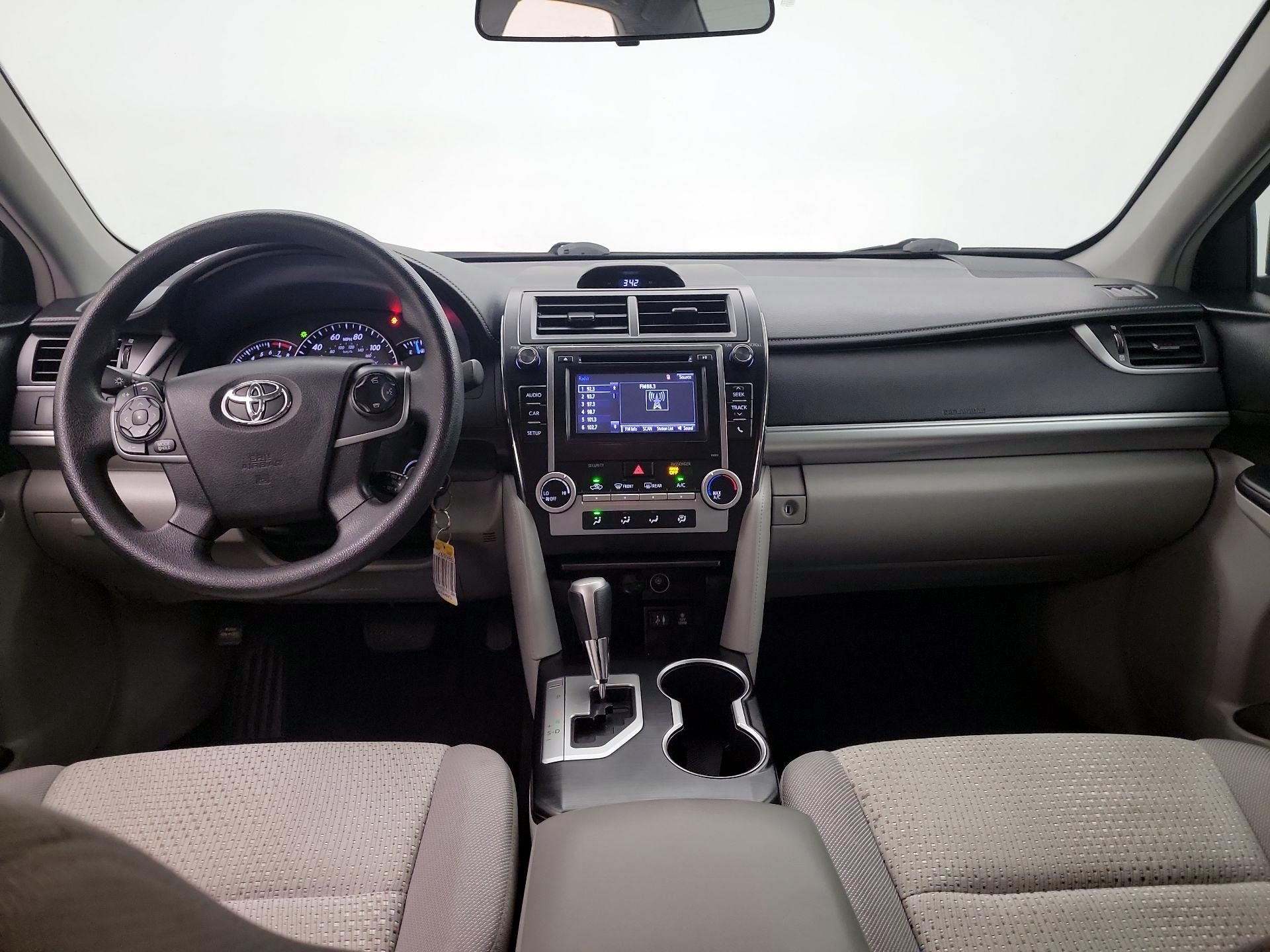 Thumbnail: 2014 Toyota Camry - 9