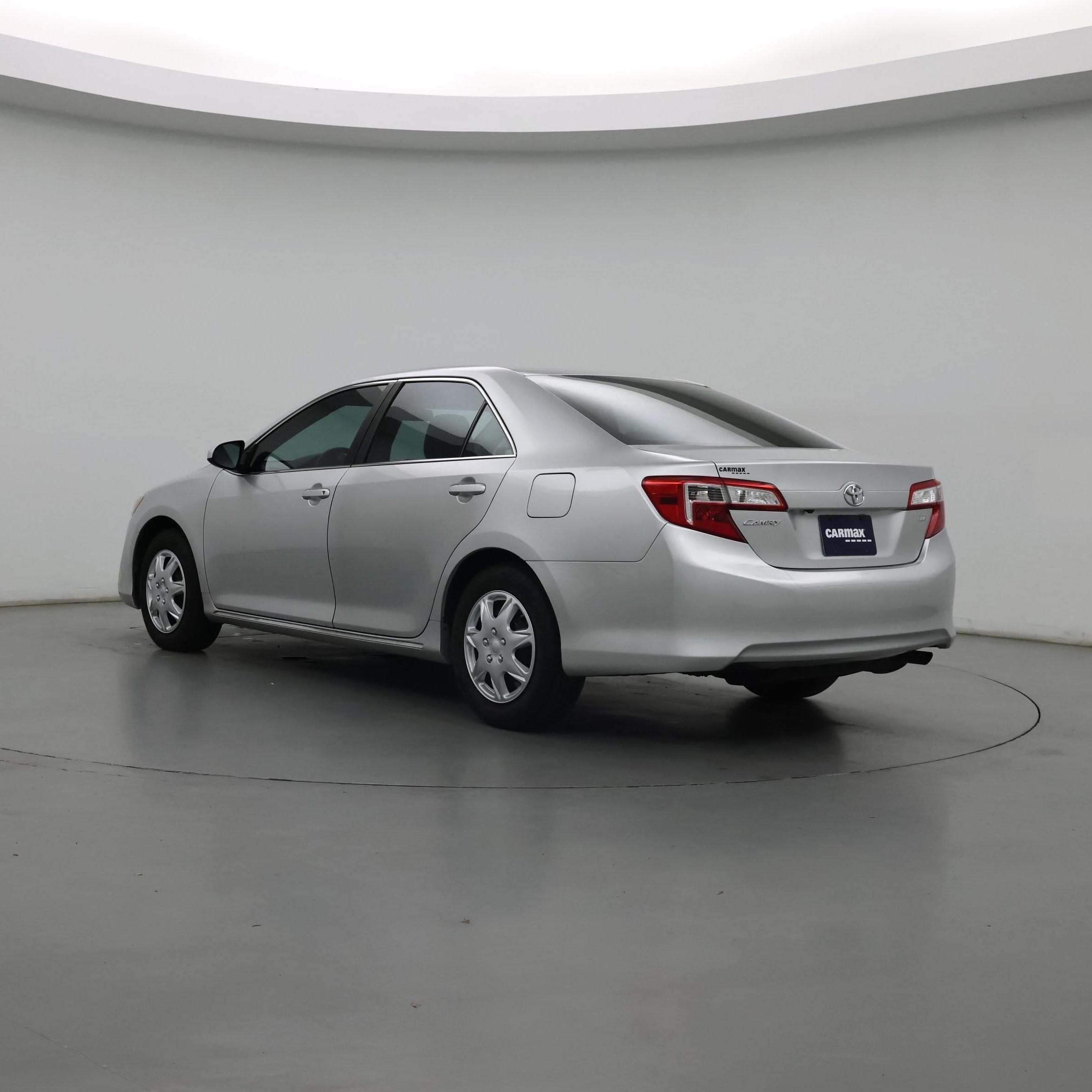 Thumbnail: 2014 Toyota Camry - 2