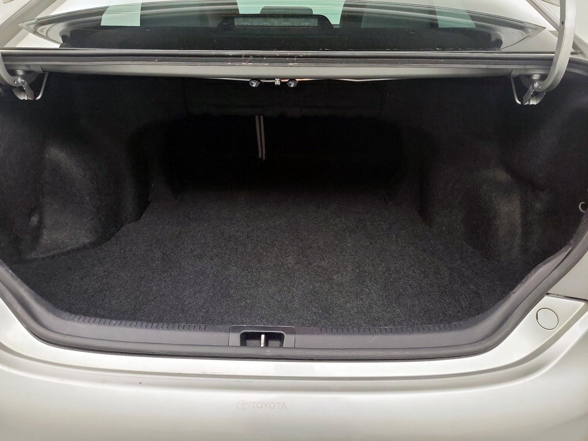 Thumbnail: 2014 Toyota Camry - 20