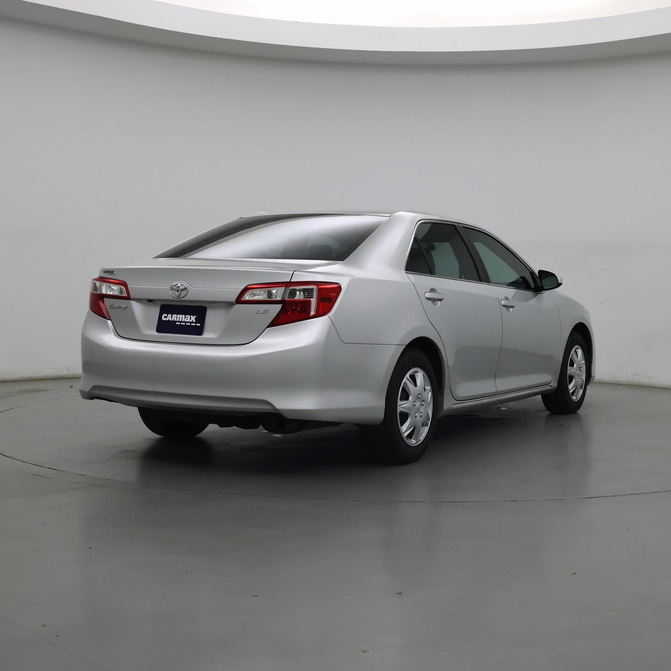 Thumbnail: 2014 Toyota Camry - 8