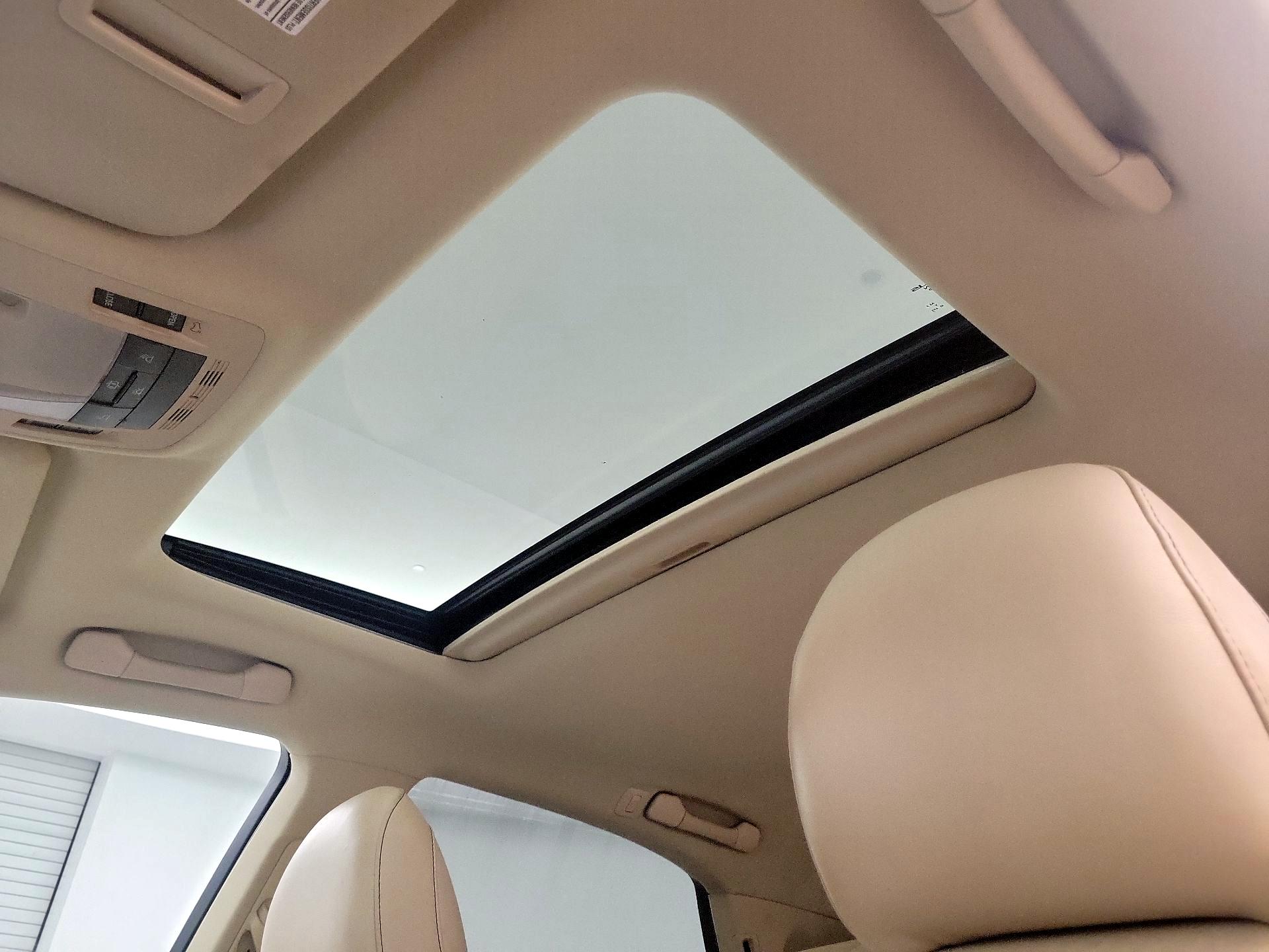 Thumbnail: 2015 Lexus RX - 20