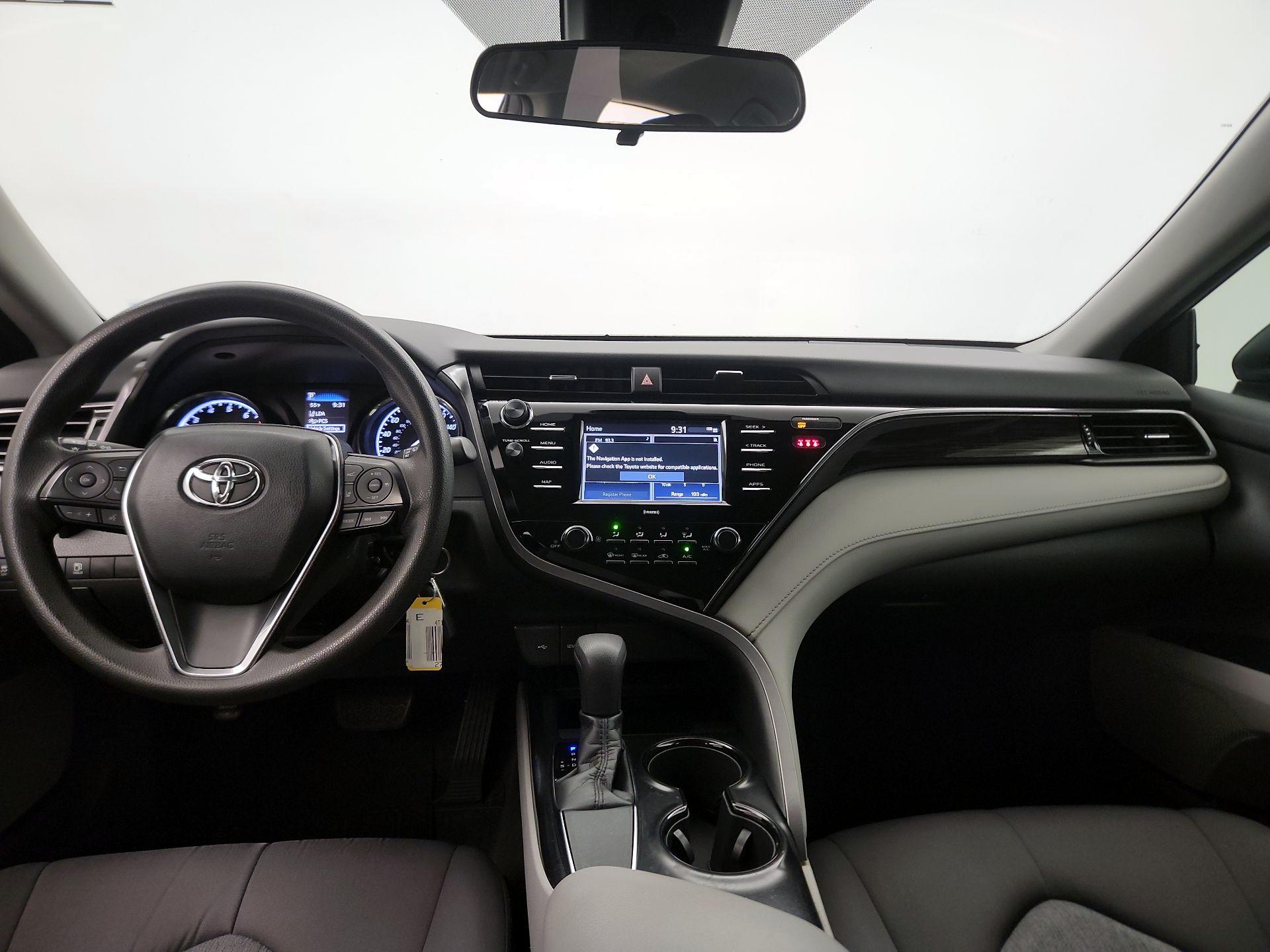 Thumbnail: 2020 Toyota Camry - 9