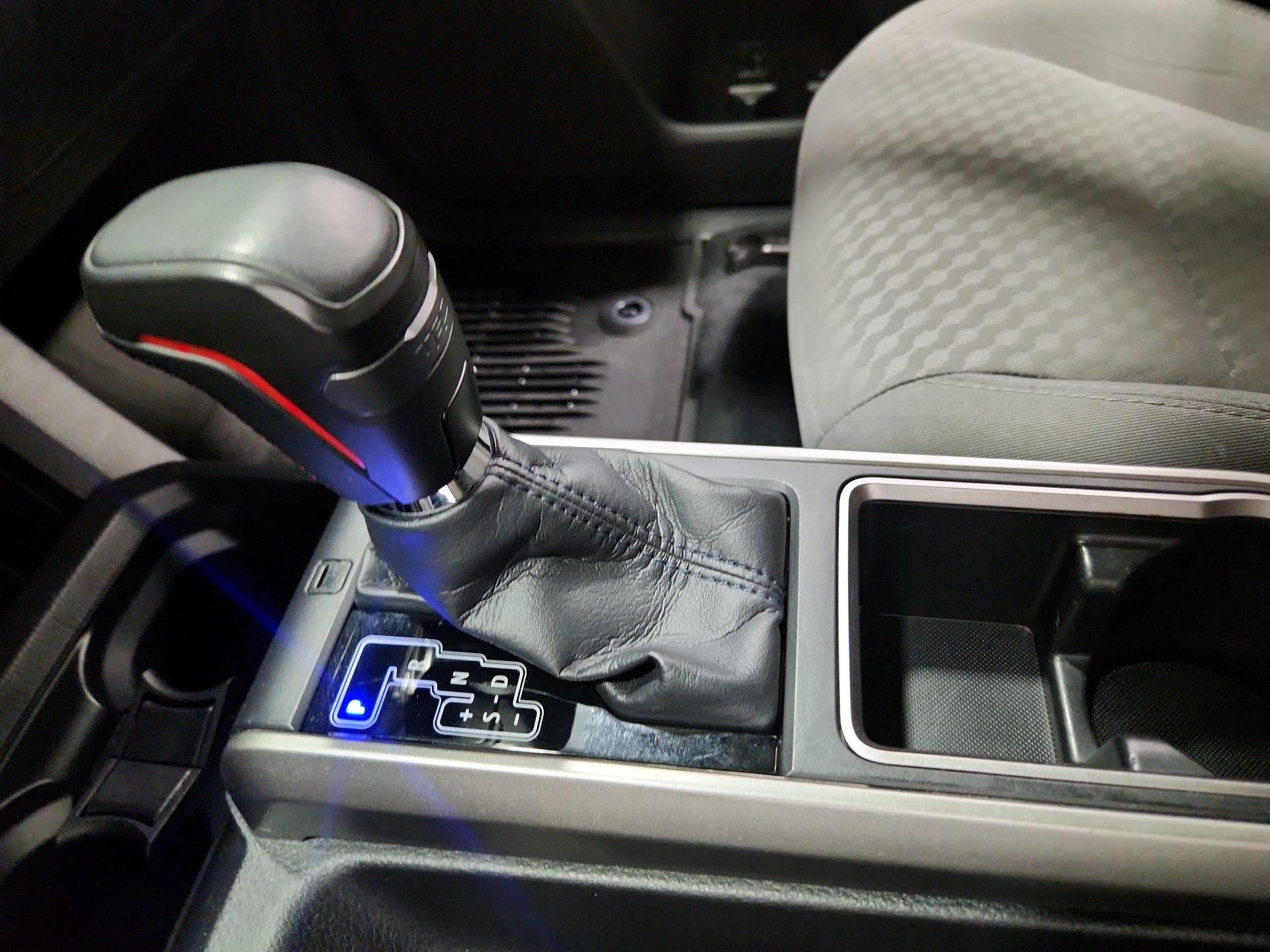 Thumbnail: 2021 Toyota Tacoma - 17