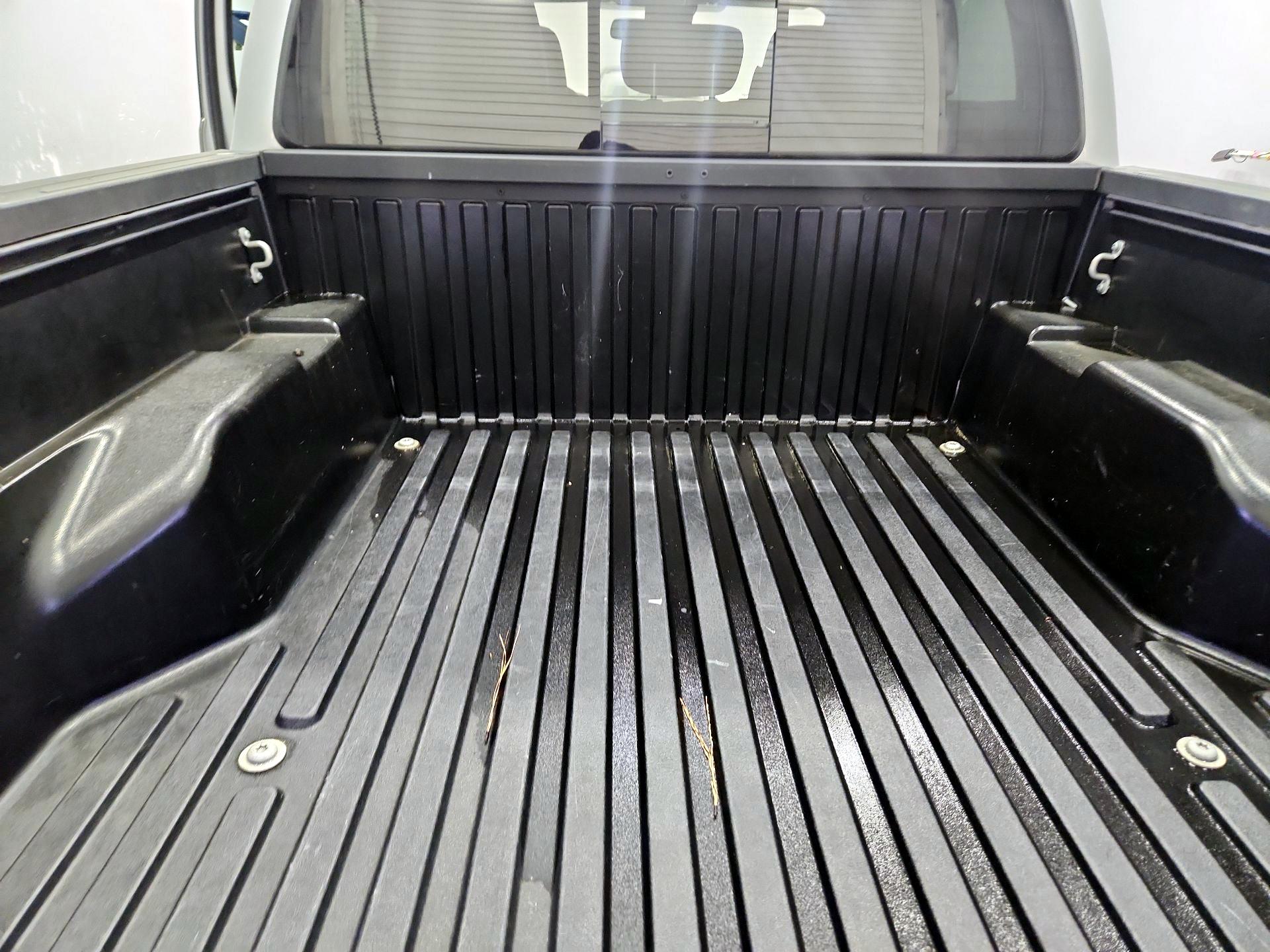 Thumbnail: 2021 Toyota Tacoma - 20