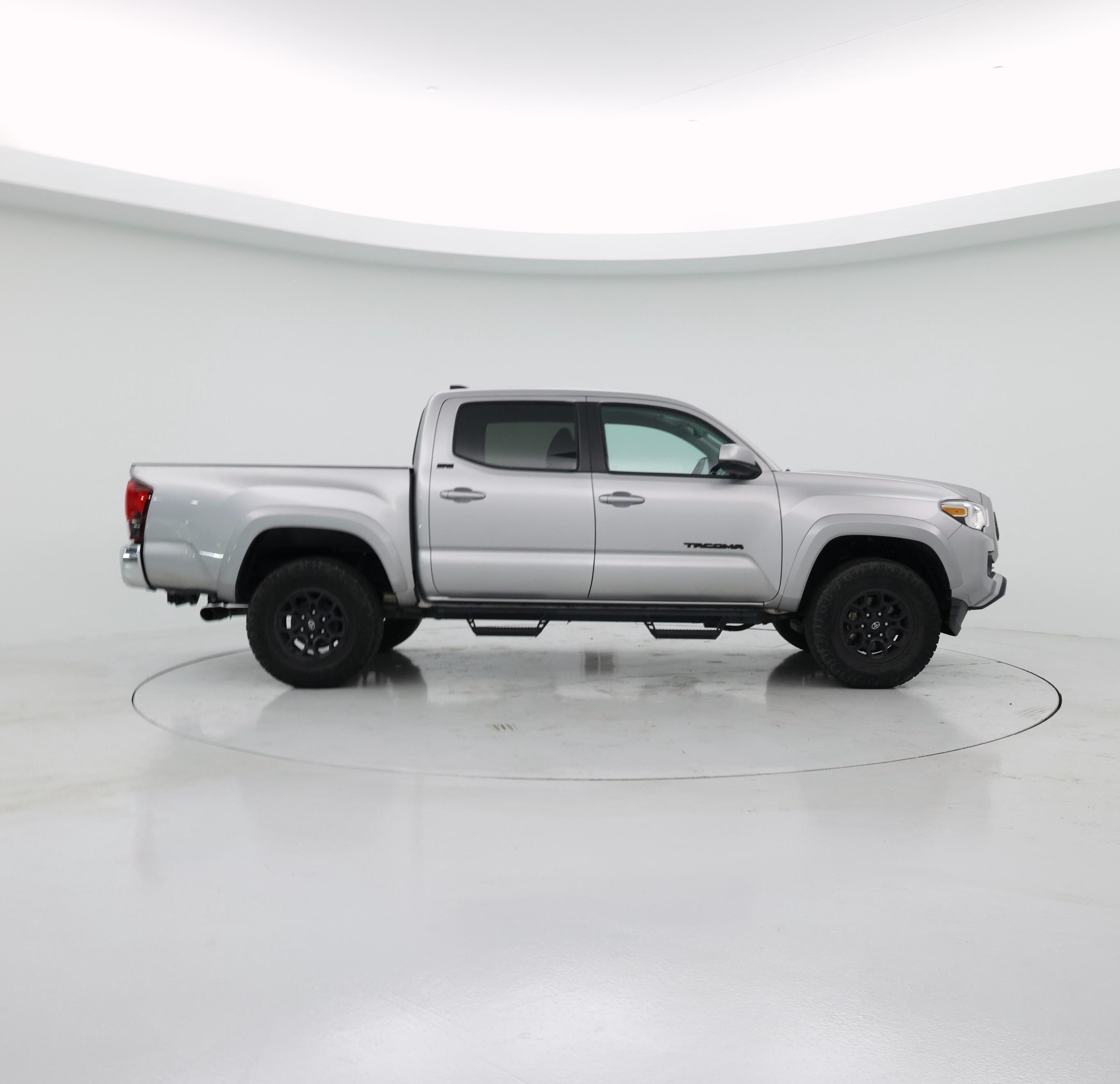 Thumbnail: 2021 Toyota Tacoma - 7