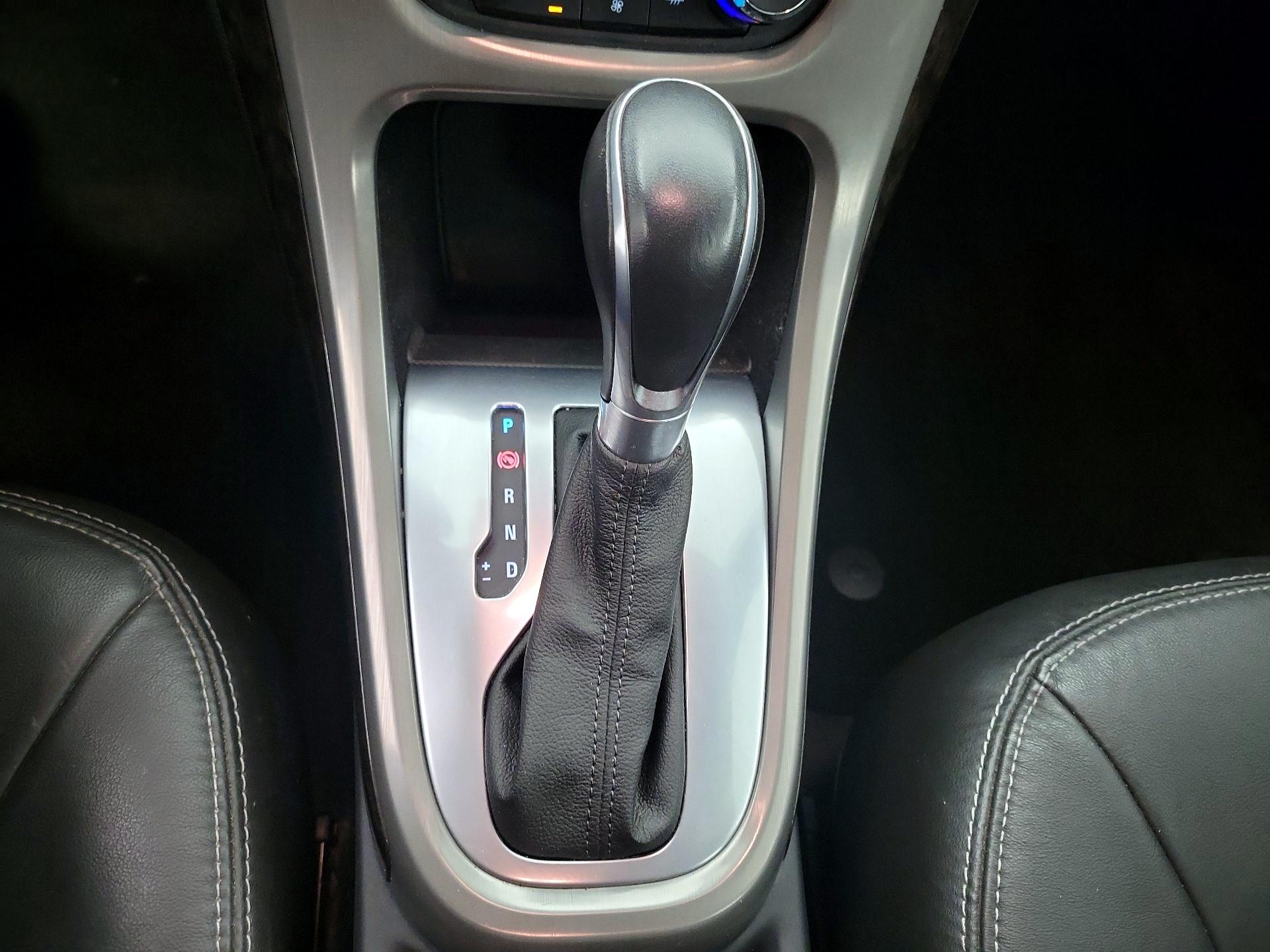 Thumbnail: 2016 Buick Verano - 17