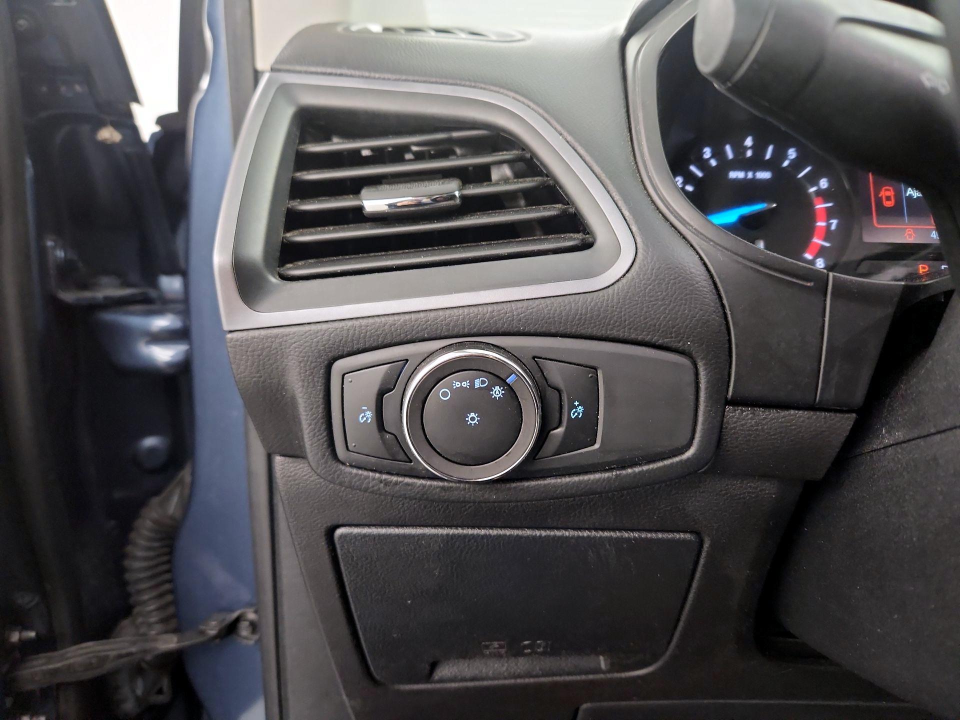 Thumbnail: 2018 Ford Edge - 13