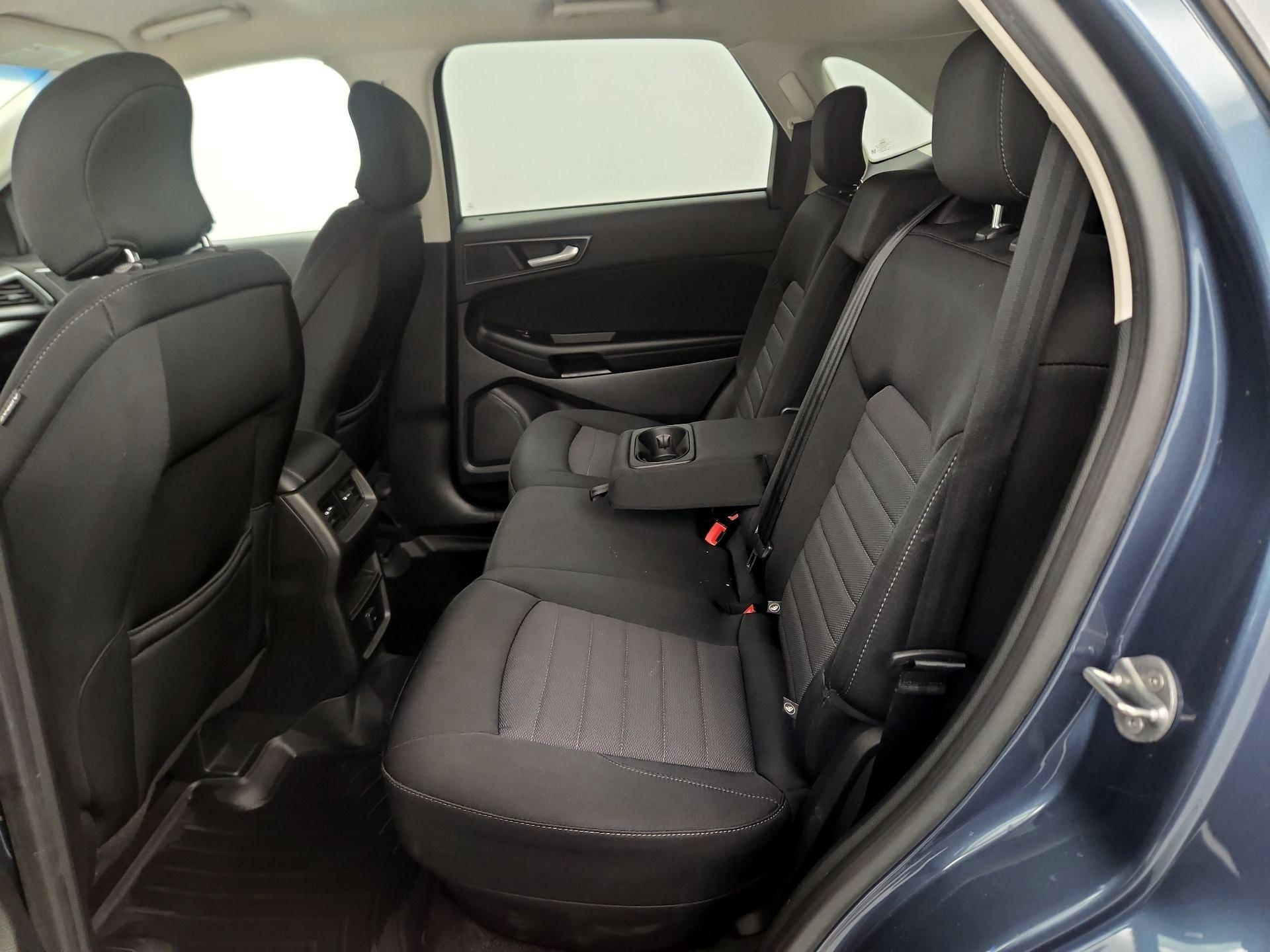 Thumbnail: 2018 Ford Edge - 18