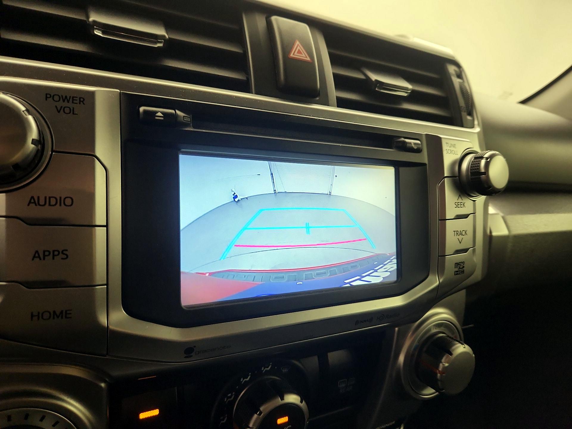 Thumbnail: 2017 Toyota 4Runner - 15