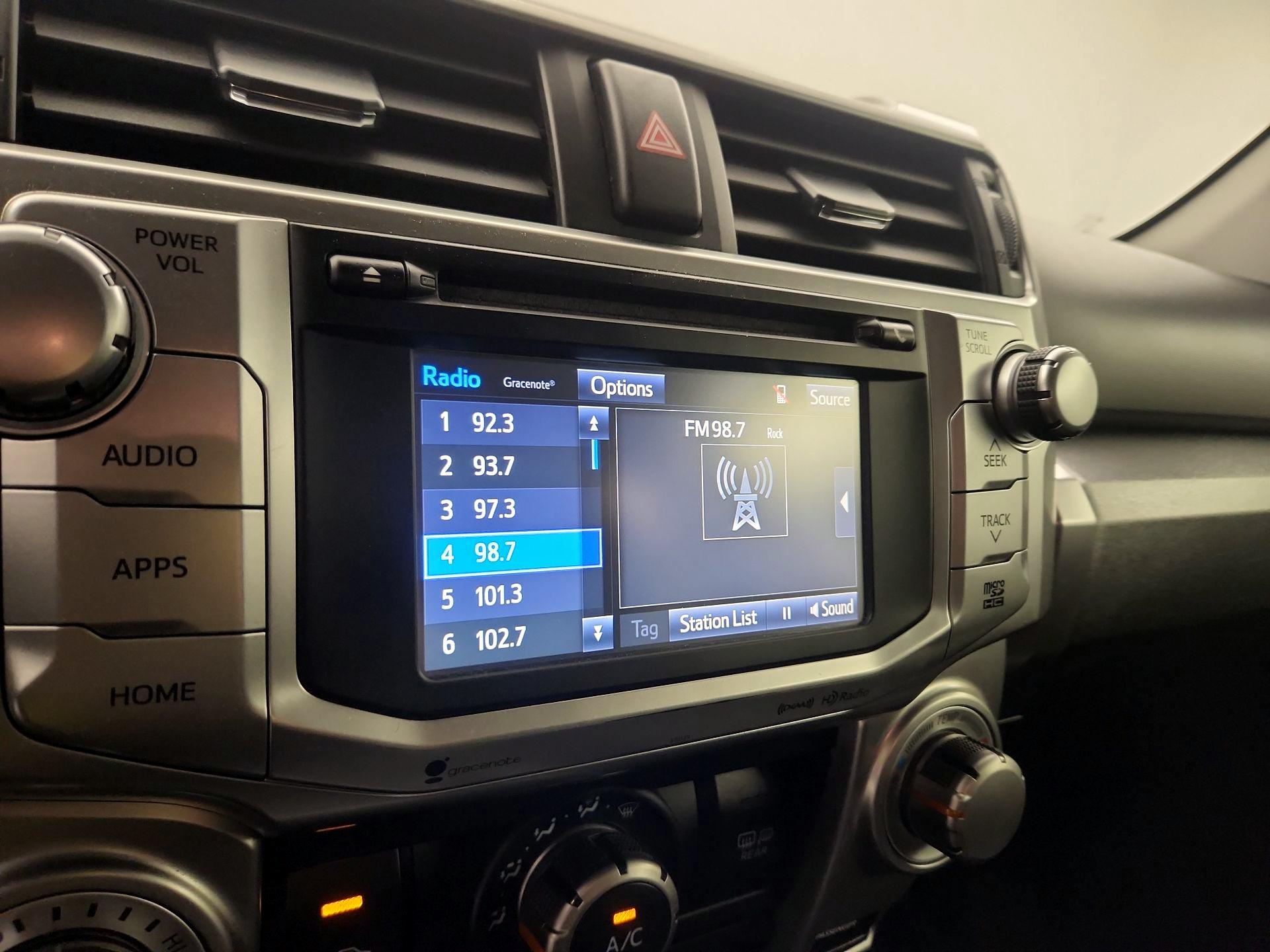 Thumbnail: 2017 Toyota 4Runner - 16