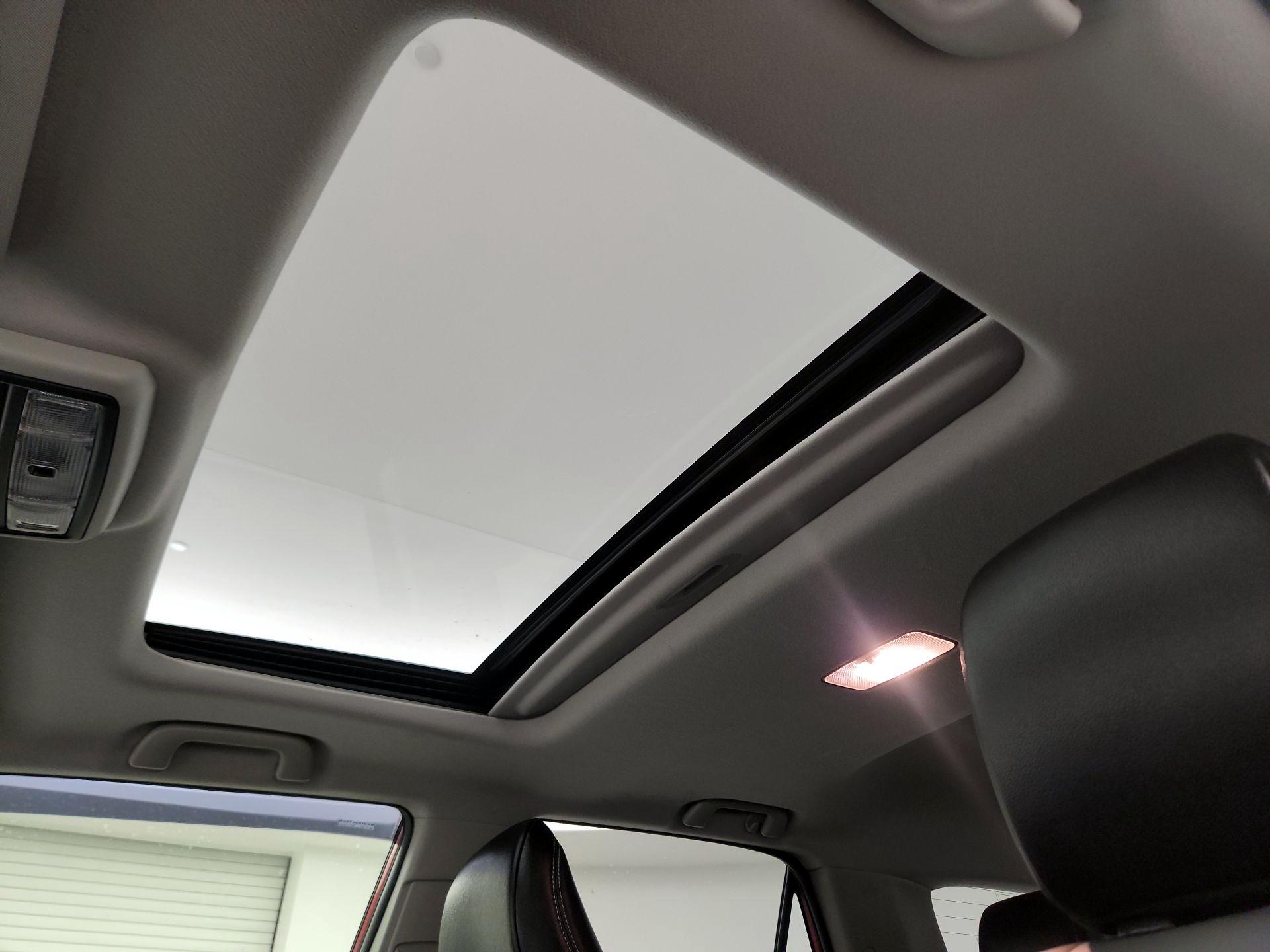 Thumbnail: 2017 Toyota 4Runner - 20