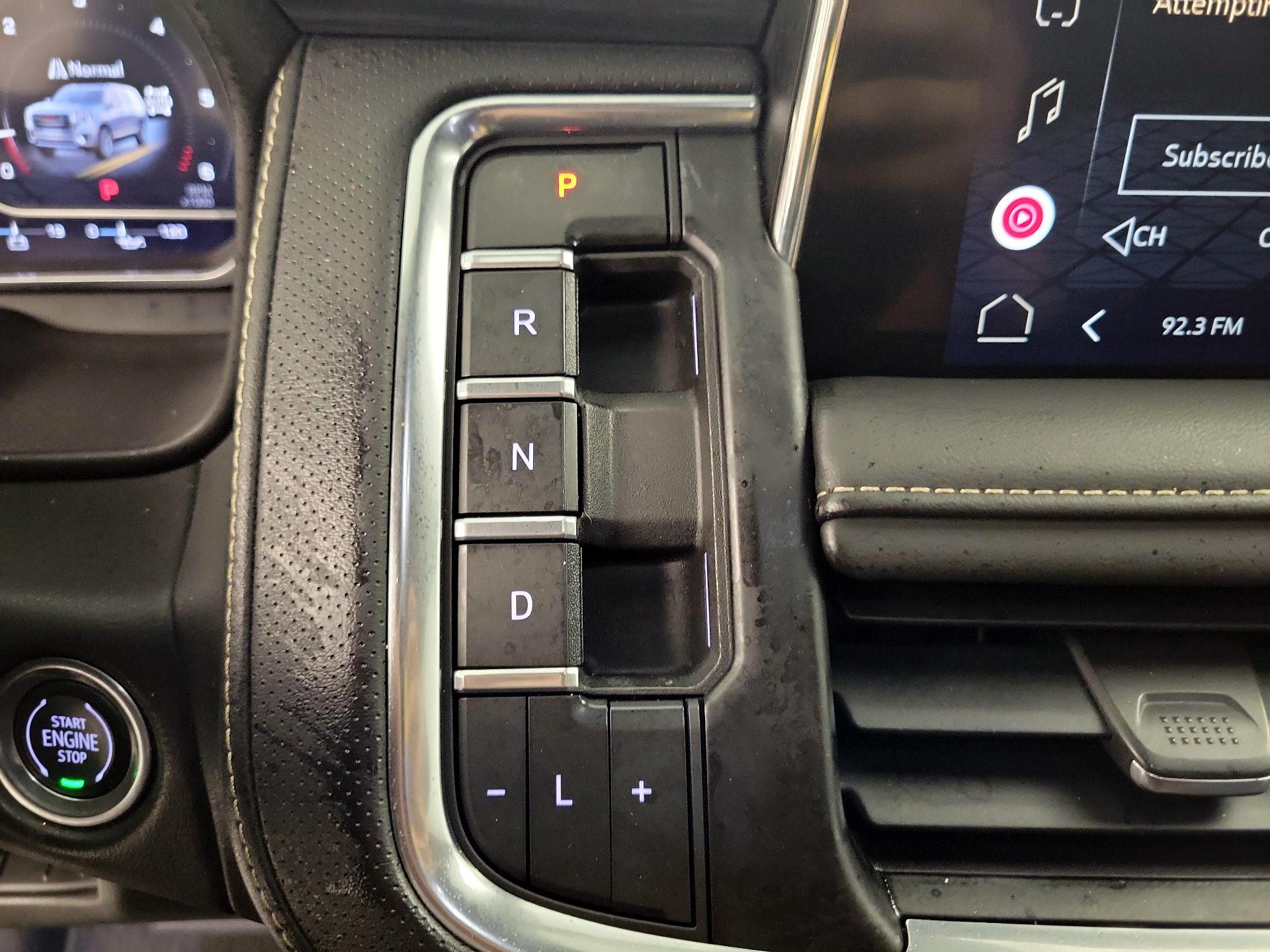 Thumbnail: 2023 GMC Yukon XL - 18