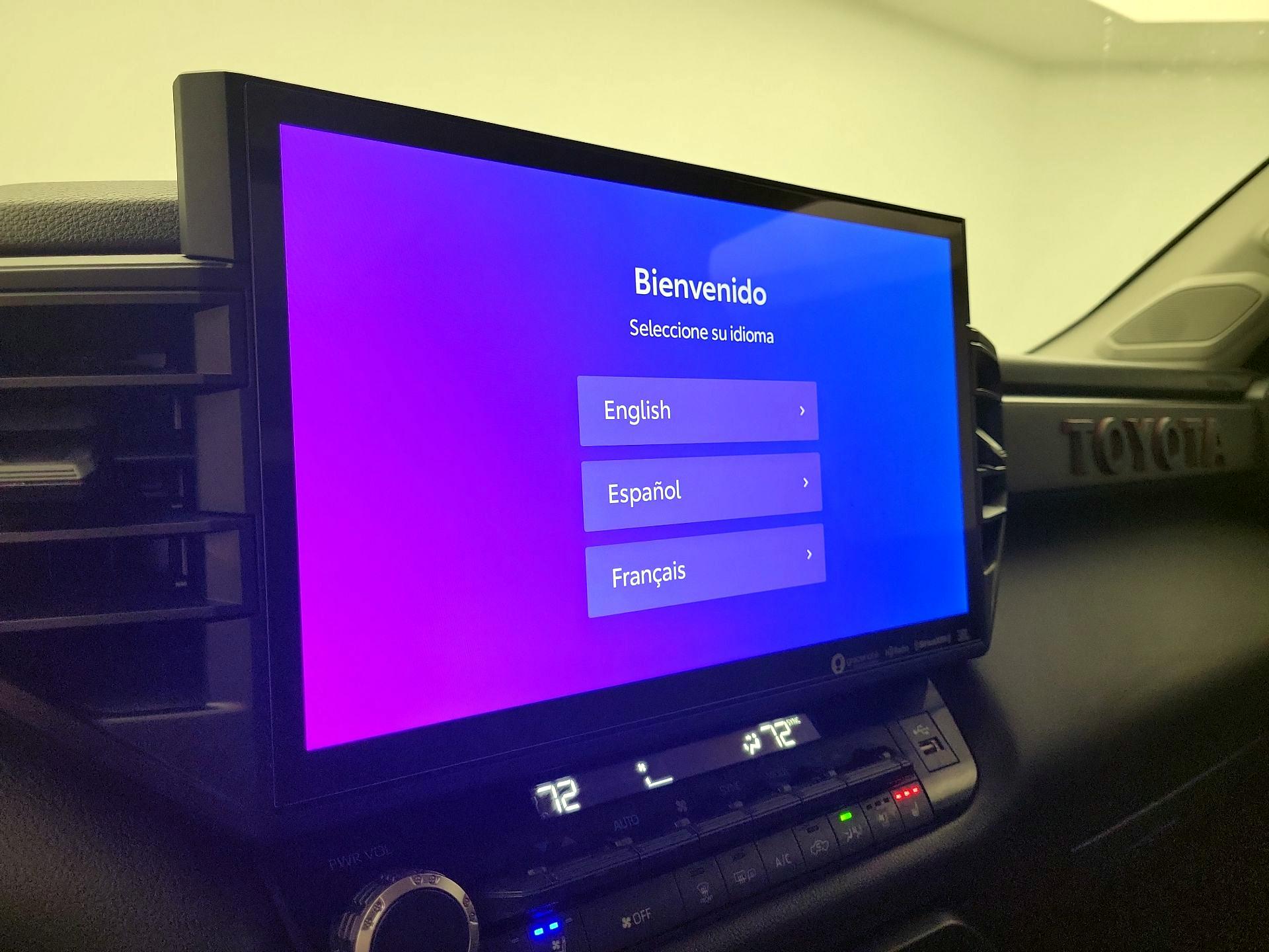 Thumbnail: 2023 Toyota Tundra - 15