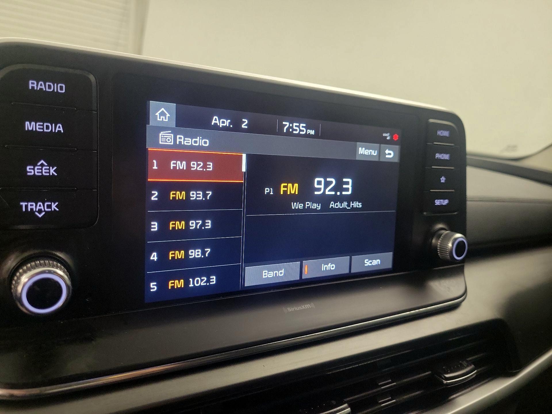 Thumbnail: 2021 Kia Telluride - 15