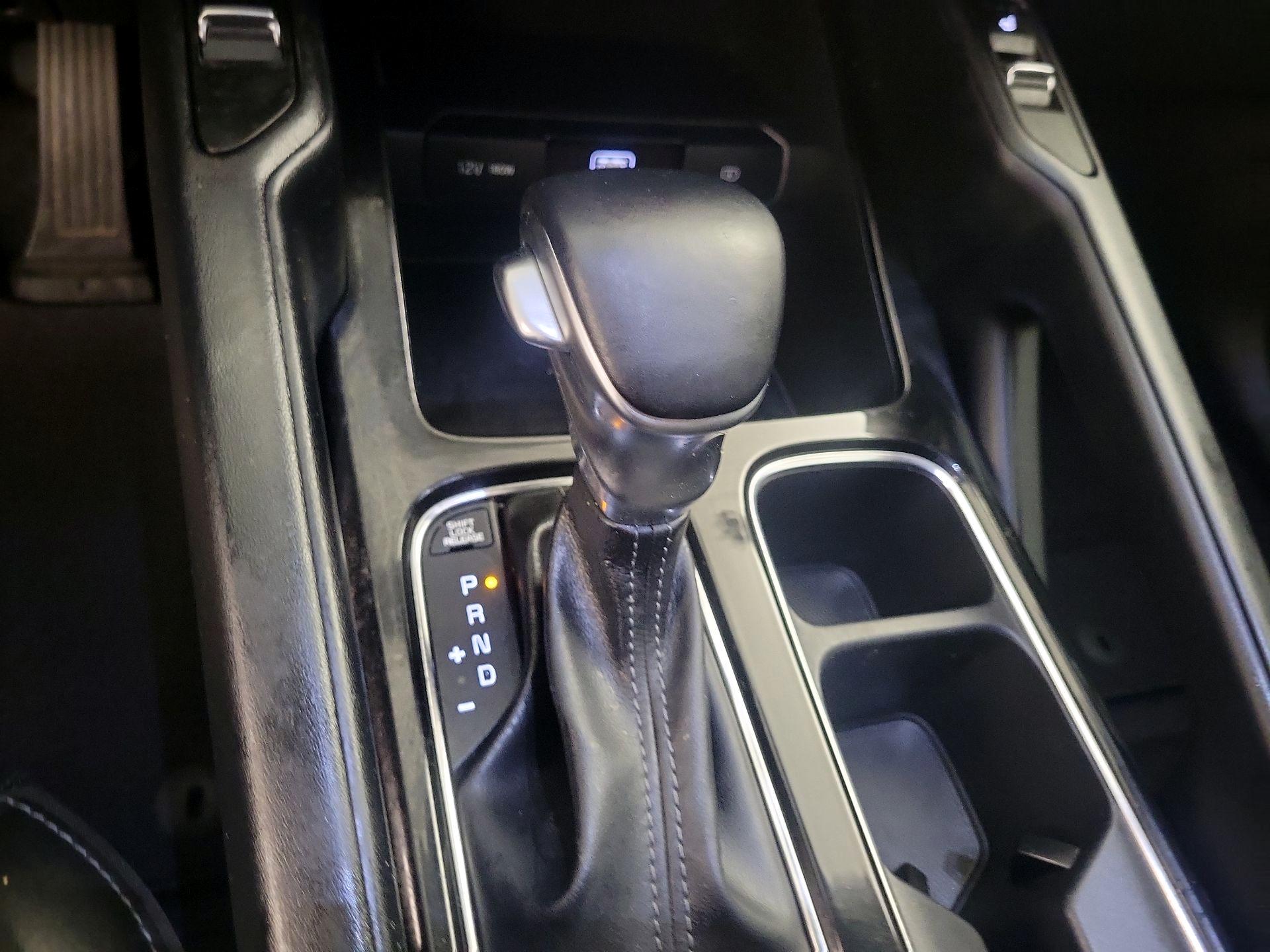 Thumbnail: 2021 Kia Telluride - 17