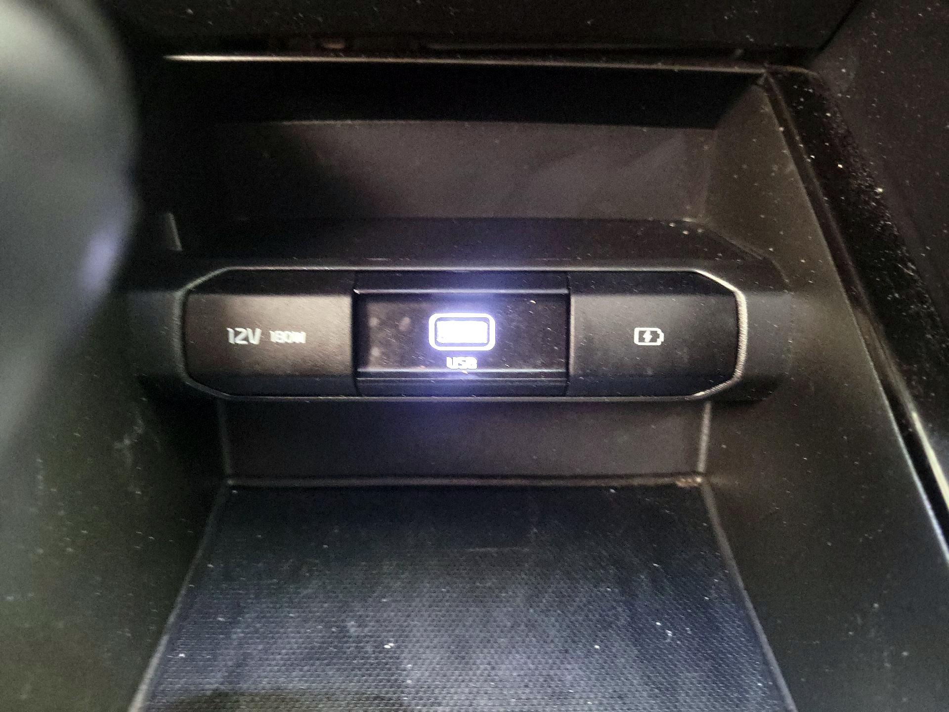 Thumbnail: 2021 Kia Telluride - 18