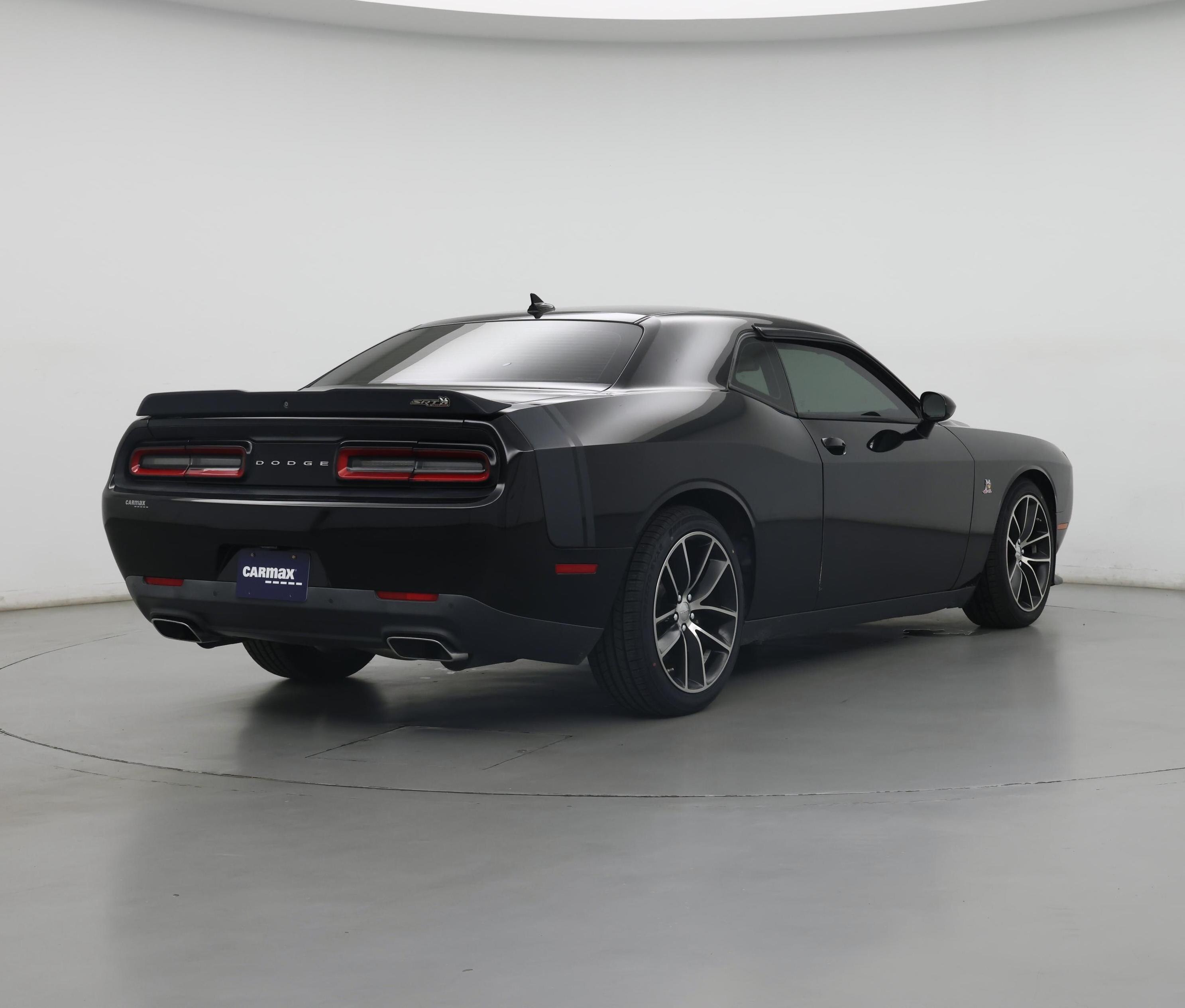 Thumbnail: 2015 Dodge Challenger - 8