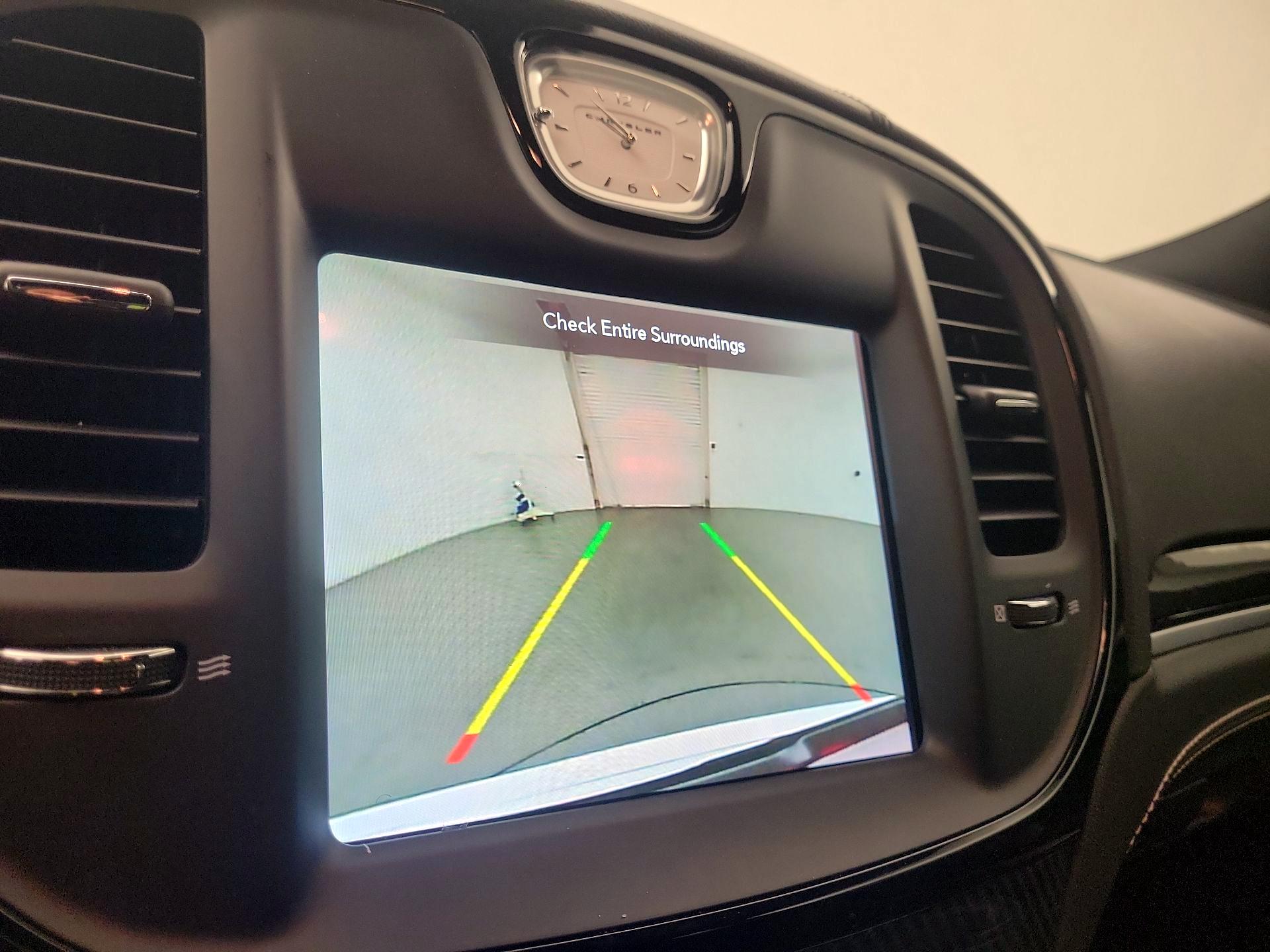 Thumbnail: 2023 Chrysler 300 - 15