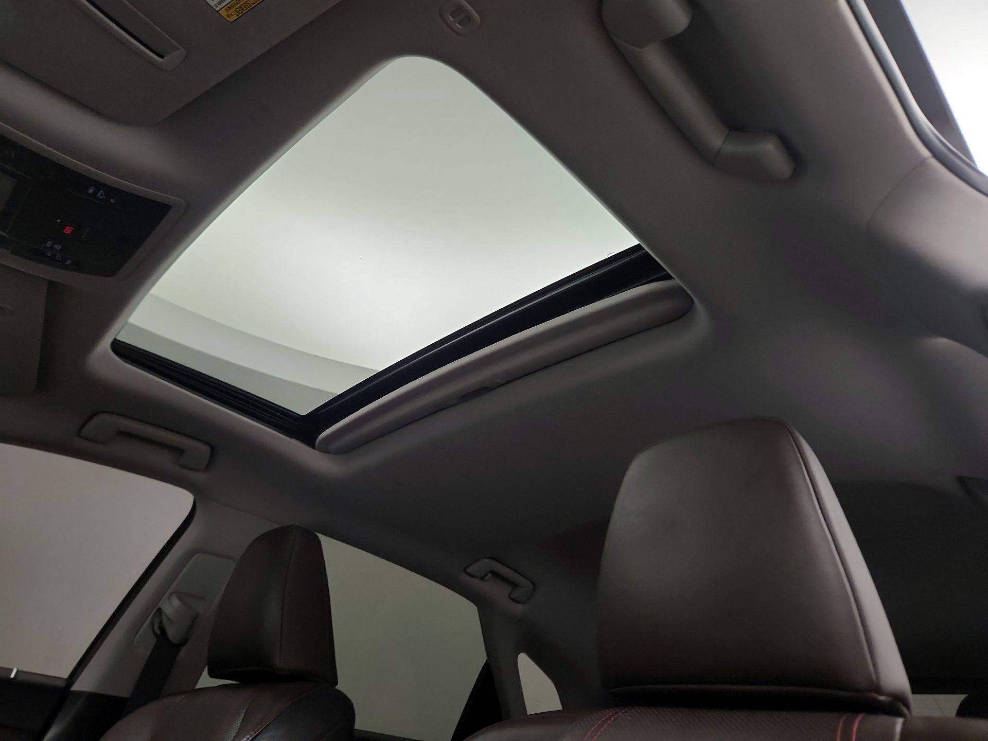 Thumbnail: 2018 Lexus RX - 20