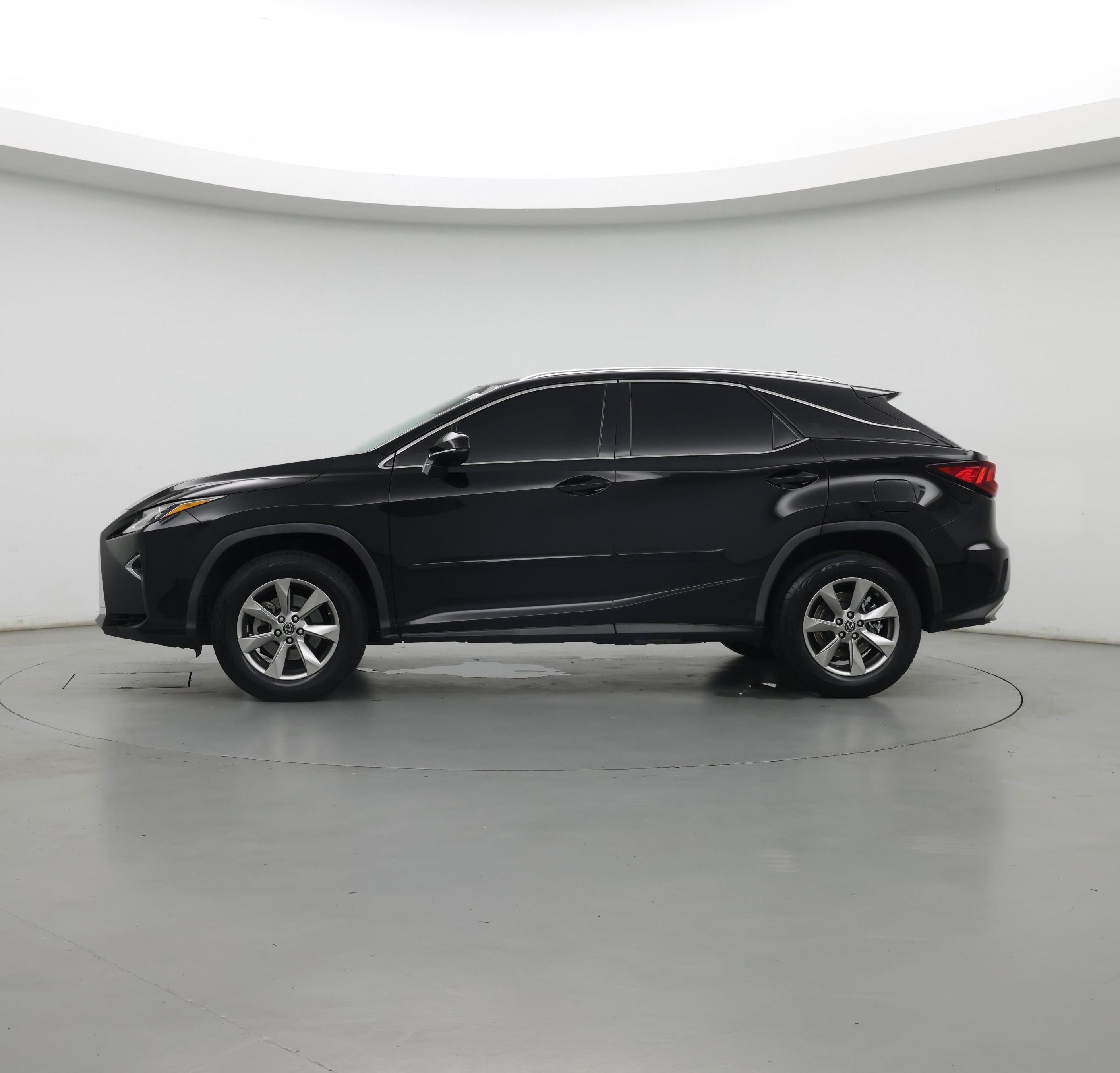 Thumbnail: 2018 Lexus RX - 3