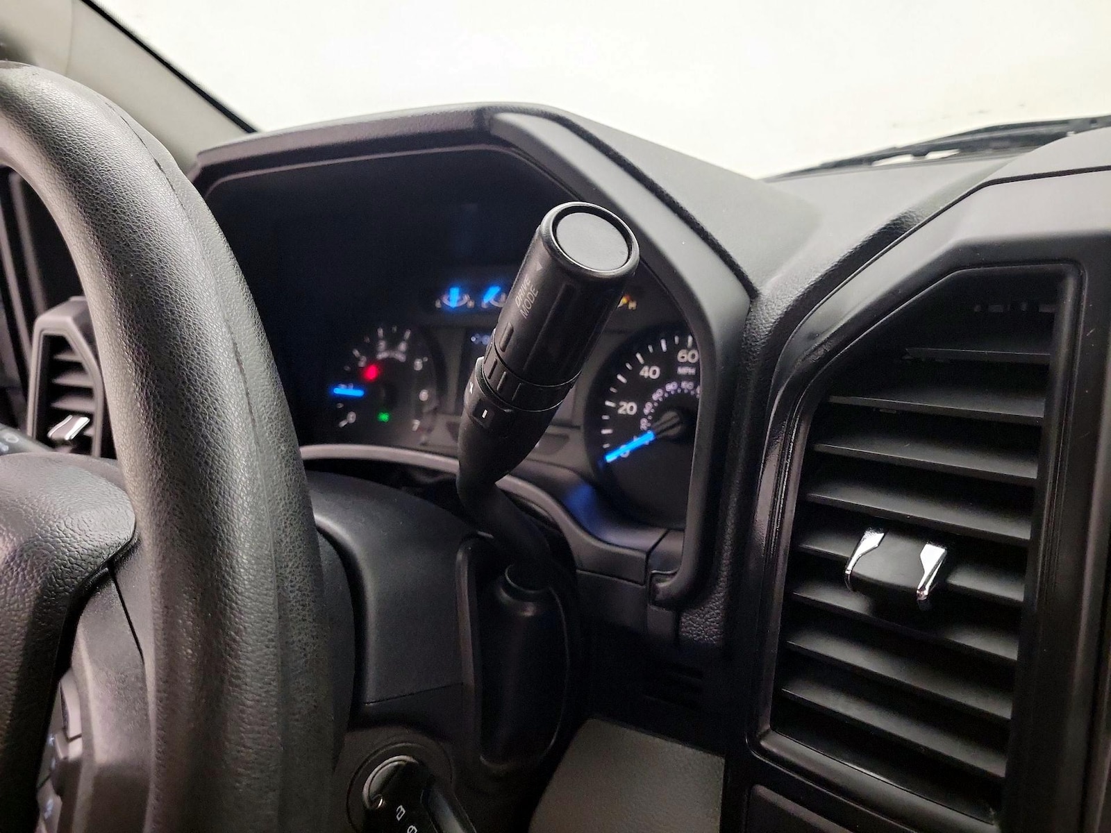 2018 Ford F-150 XL - Photo 18