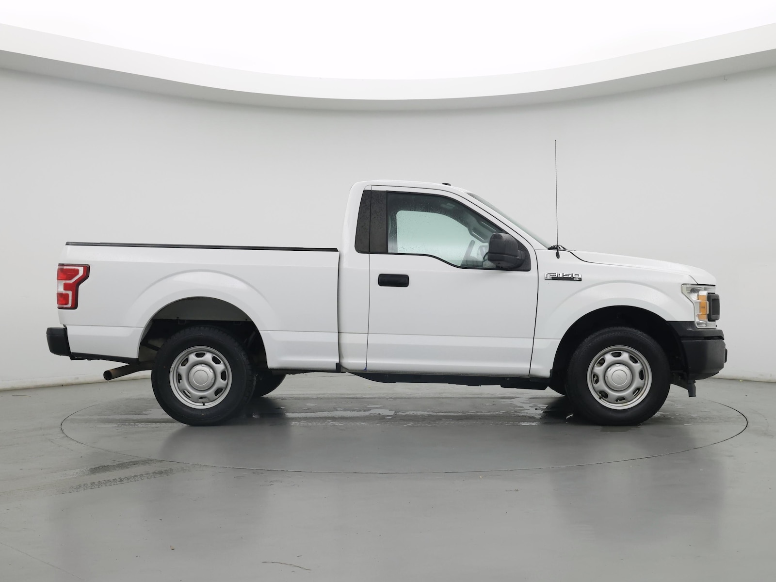 2018 Ford F-150 XL - Photo 8