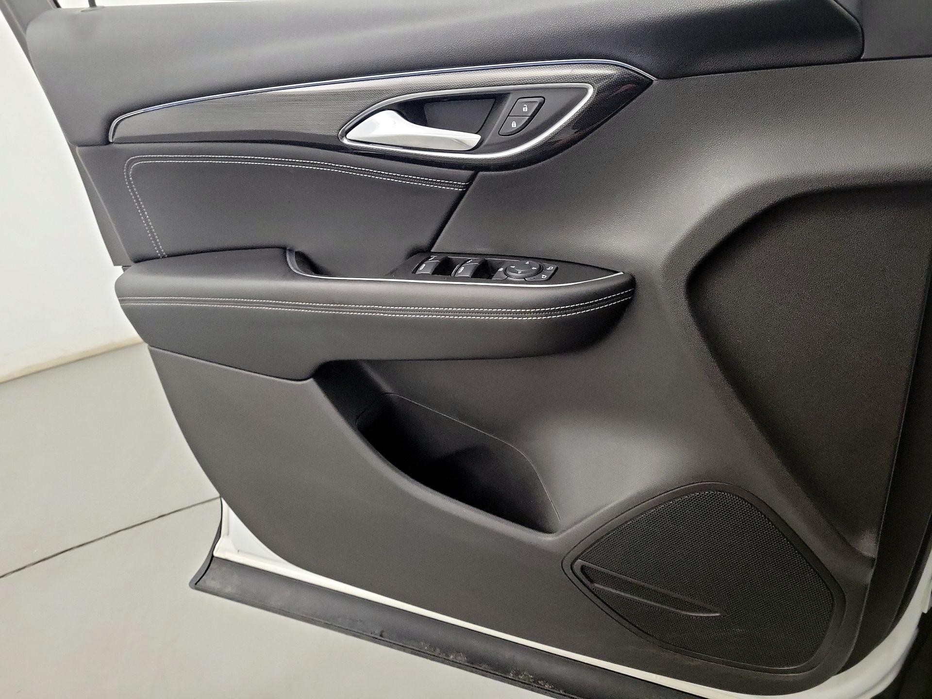 Thumbnail: 2021 Buick Envision - 12